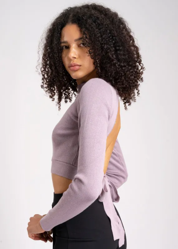 Suéter crop escote espalda detalle cinta sold by Shasa