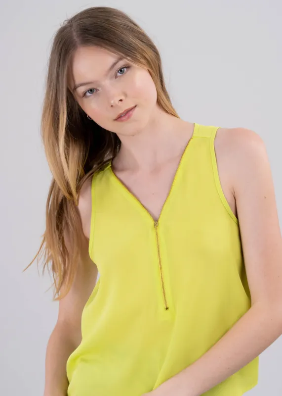 Blusa tirantes cierre delantero sold by Shasa