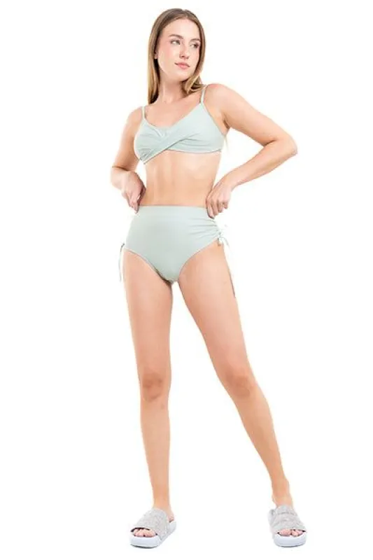 Traje de baño cintura alta cintas laterales sold by Shasa