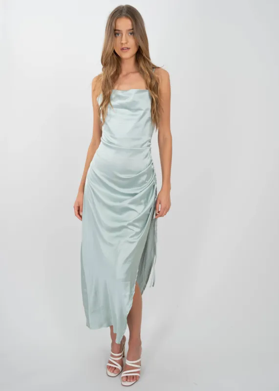 Vestido maxi satín fruncido jareta sold by Shasa