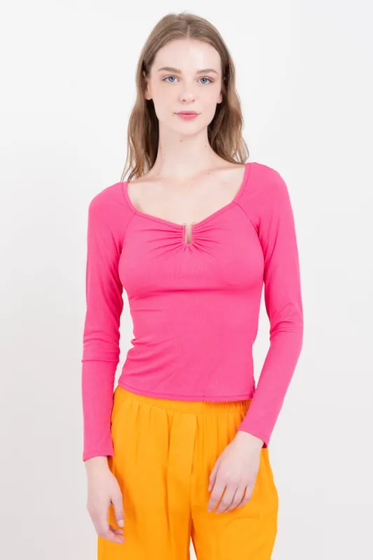 Blusa detalle escote manga larga sold by Shasa