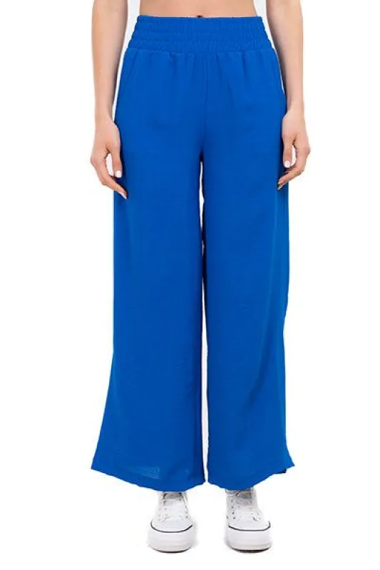 Pantalón Amplio Liso sold by Shasa