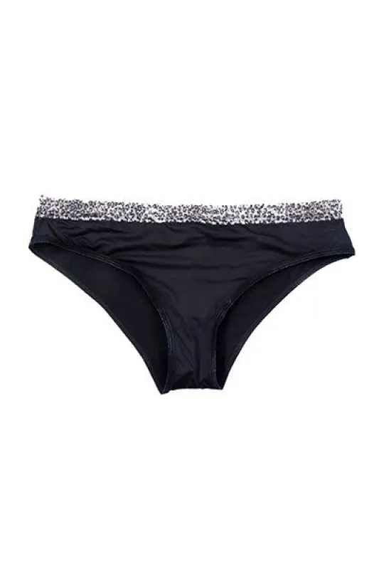 Bikini encaje animal print sold by Shasa