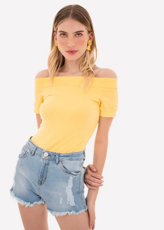 Bodysuit liso hombros descubiertos sold by Shasa