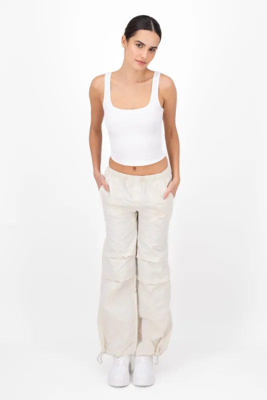 Pantalones Tipo Parachute sold by Shasa