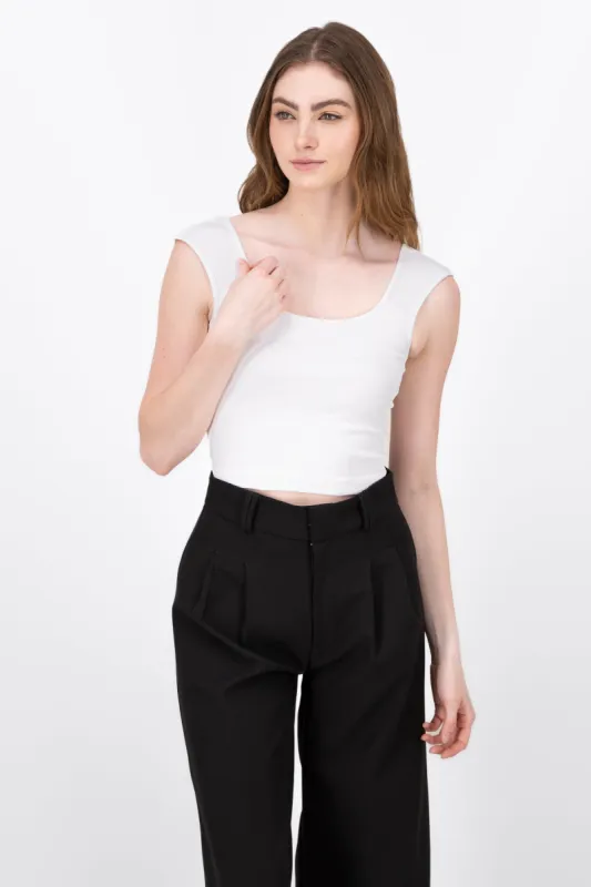 Top Sin Manga Con Escote En Espalda sold by Shasa