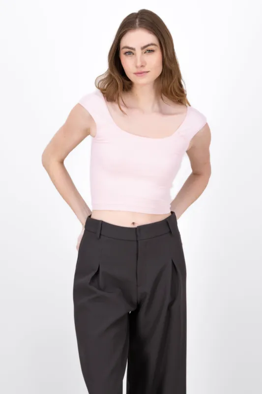 Top Sin Manga Con Escote En Espalda sold by Shasa