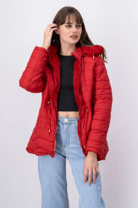 Chamarra larga capitonada sold by Shasa