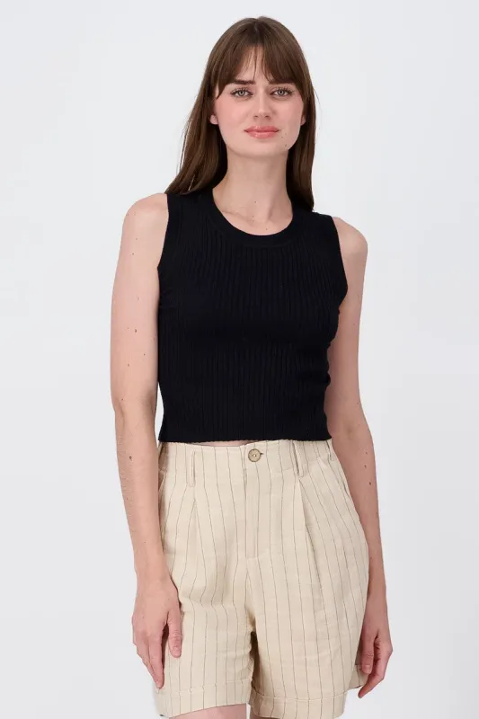 Top Sin Manga Tejido Liso sold by Shasa