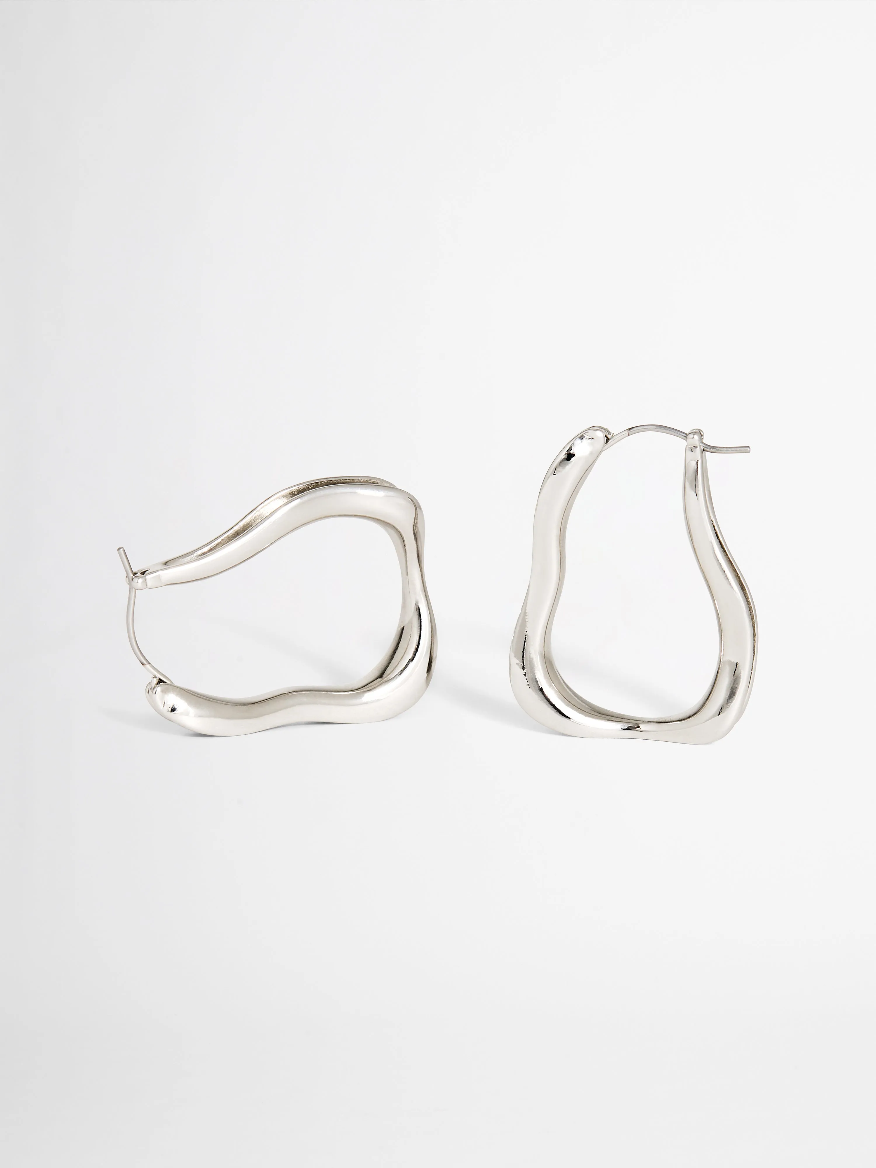 RASHIDA HOOP EARRINGS sold by Sheike product image thumbnail 2