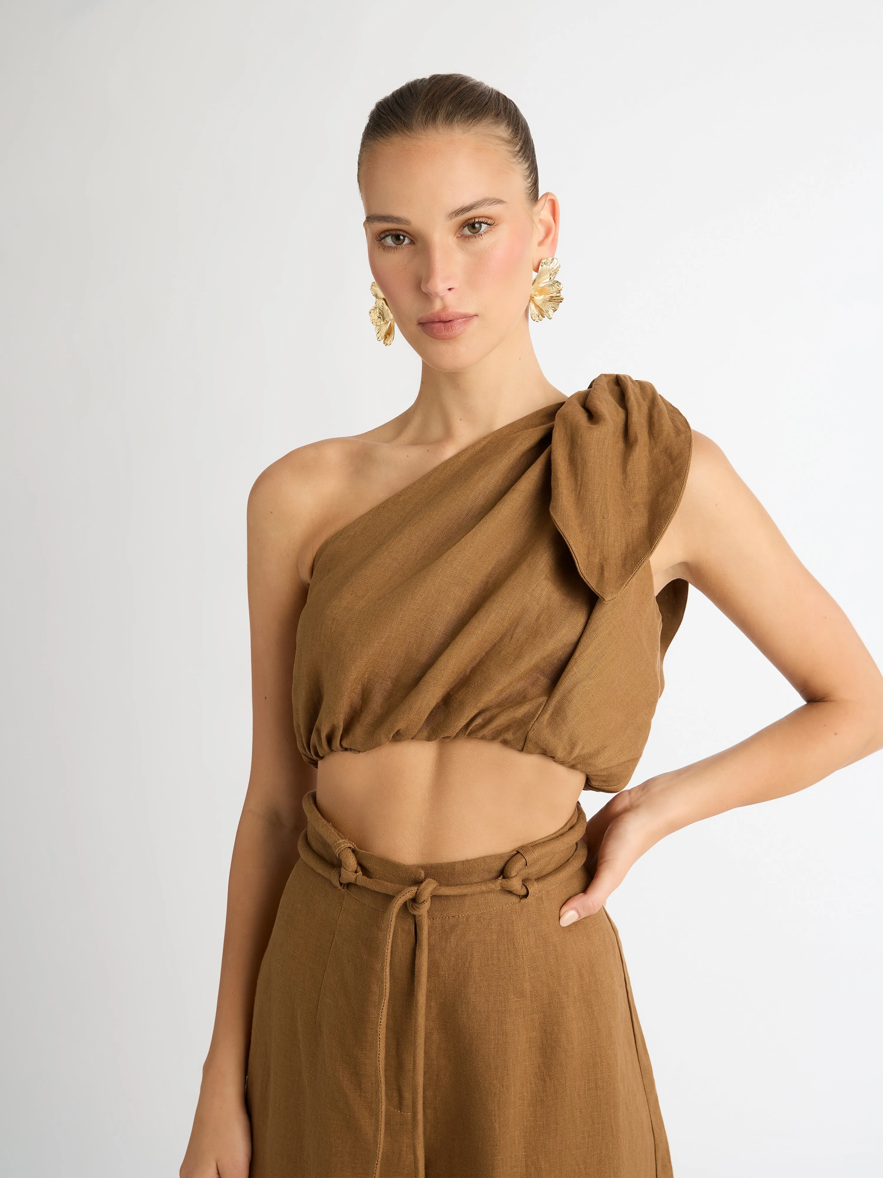 MIA LINEN TOP sold by Sheike