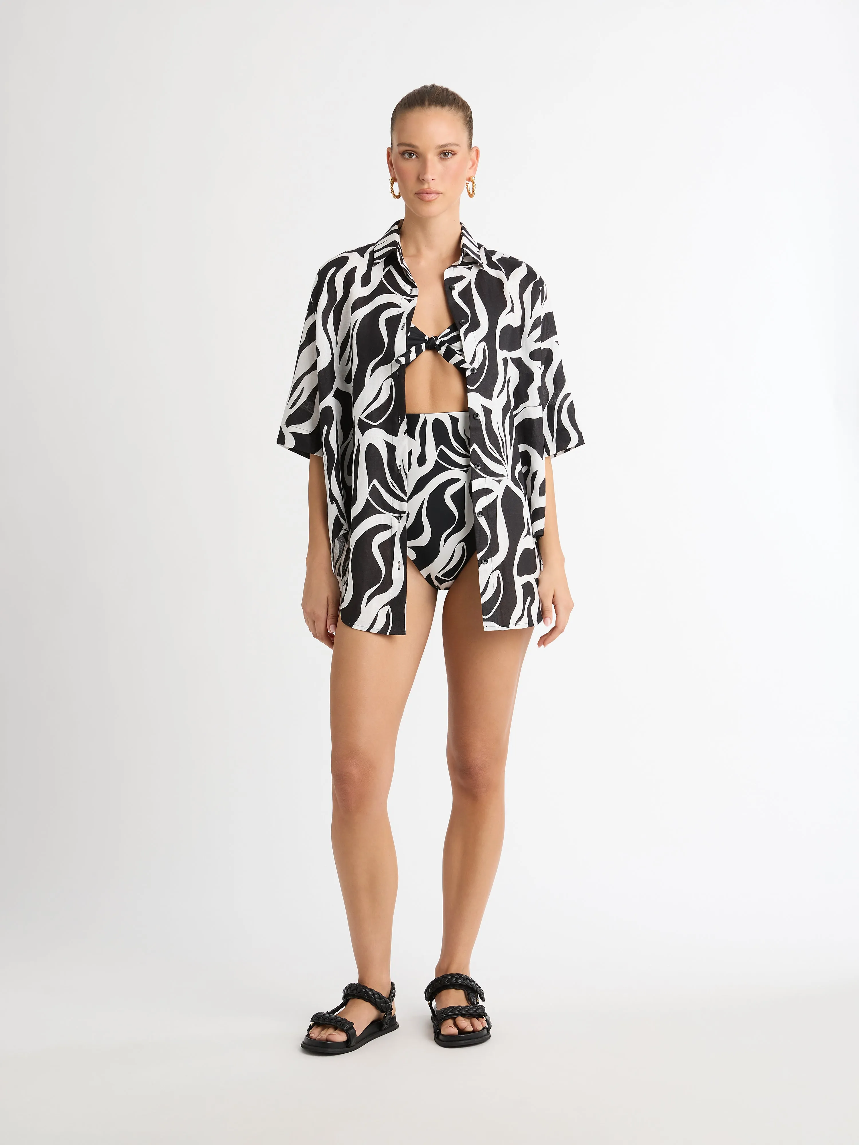 INTUITION LINEN SHIRT sold by Sheike product image thumbnail 2