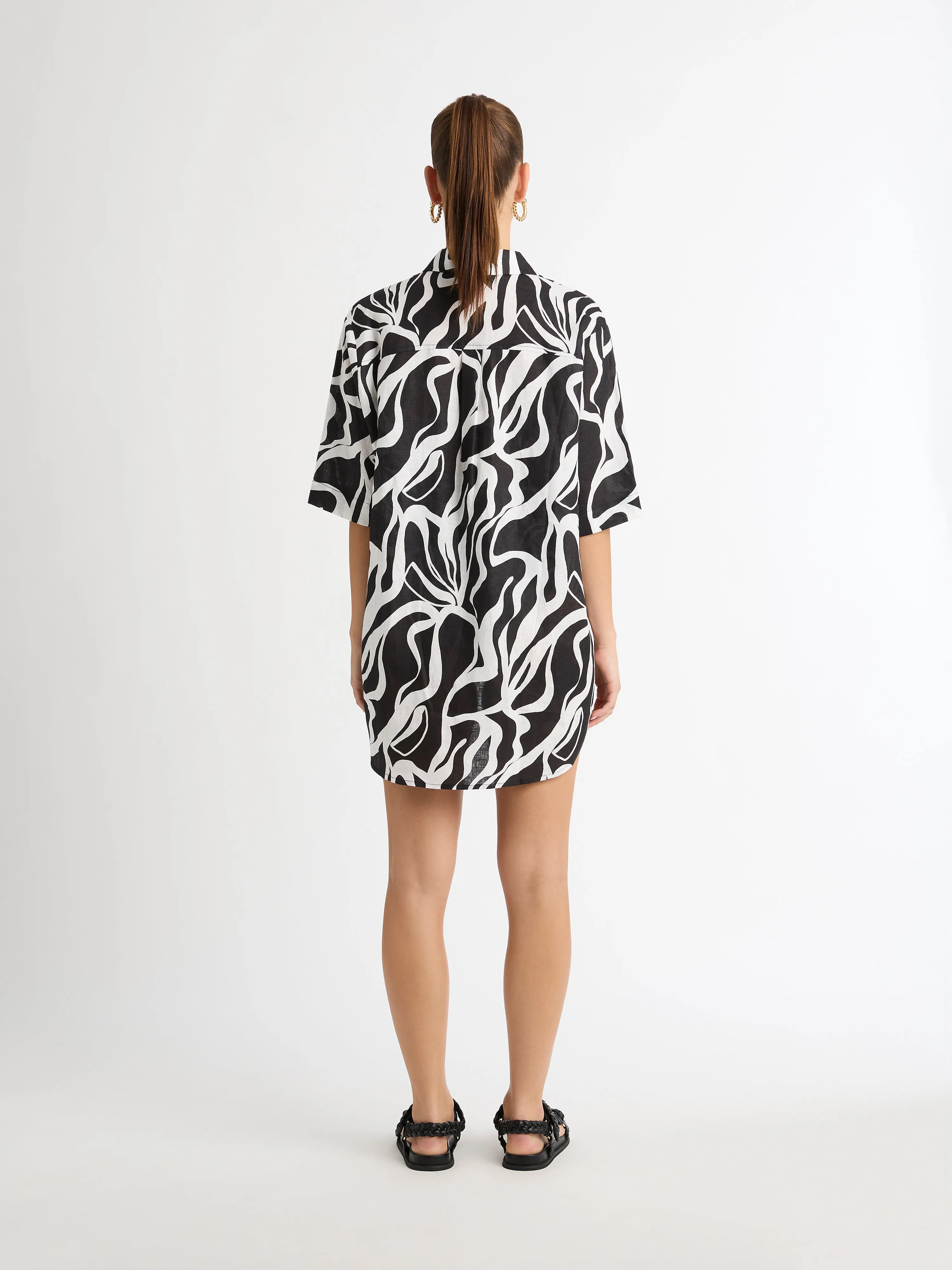 INTUITION LINEN SHIRT sold by Sheike product image thumbnail 4