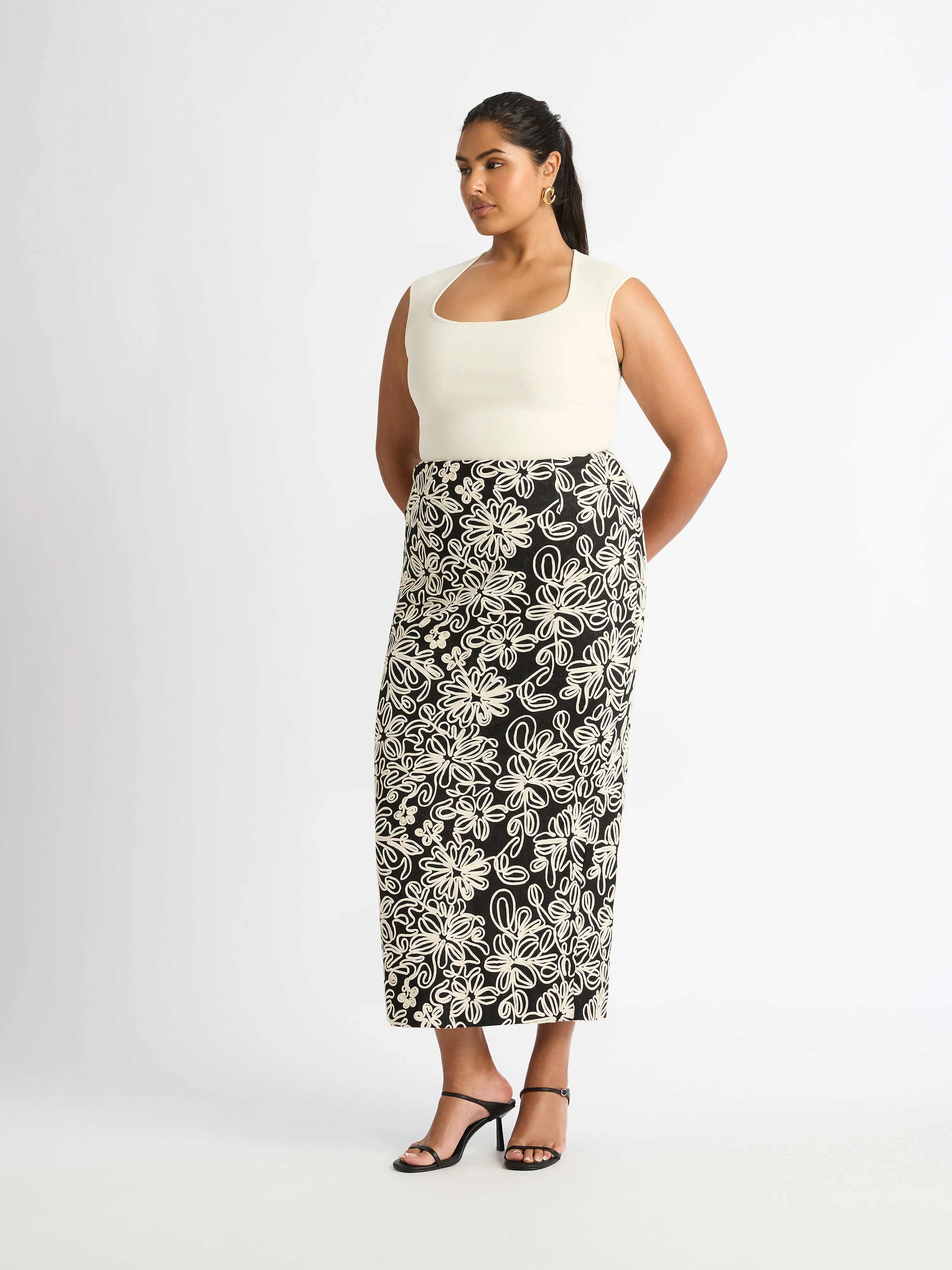 LUISA MAXI SKIRT sold by Sheike product image thumbnail 4
