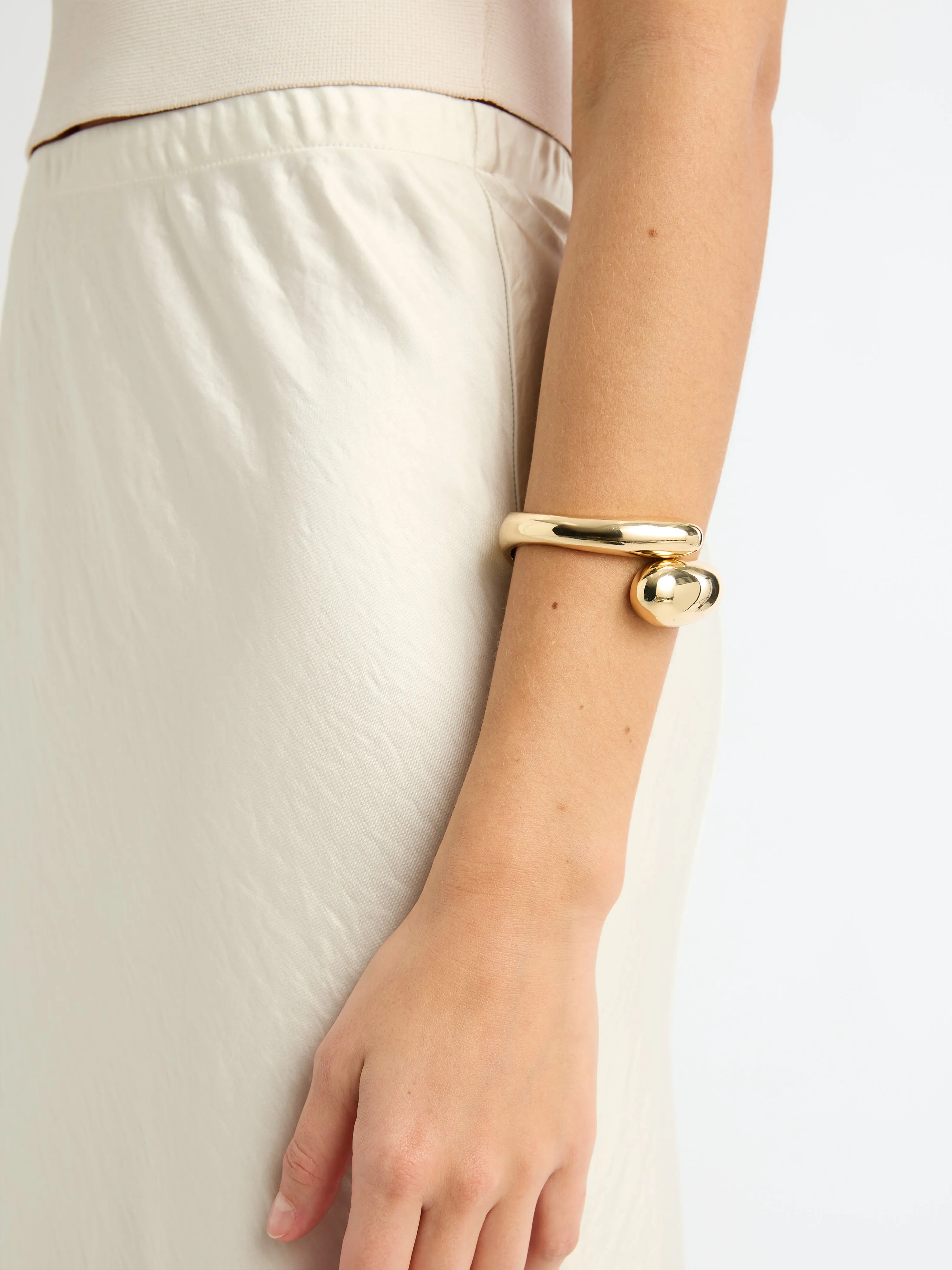 INFINITY BANGLE sold by Sheike