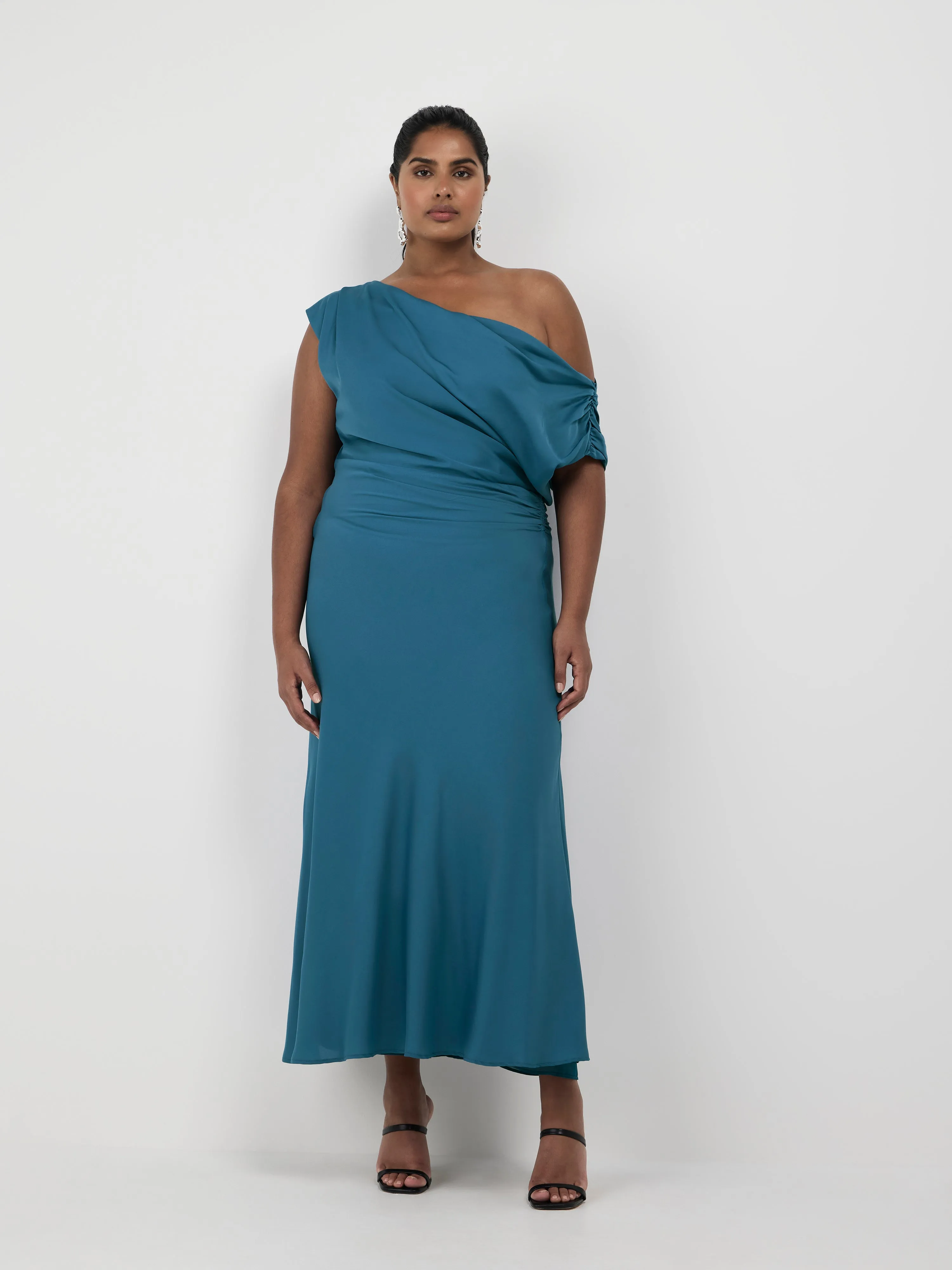 ALISON MAXI DRESS sold by Sheike product image thumbnail 4