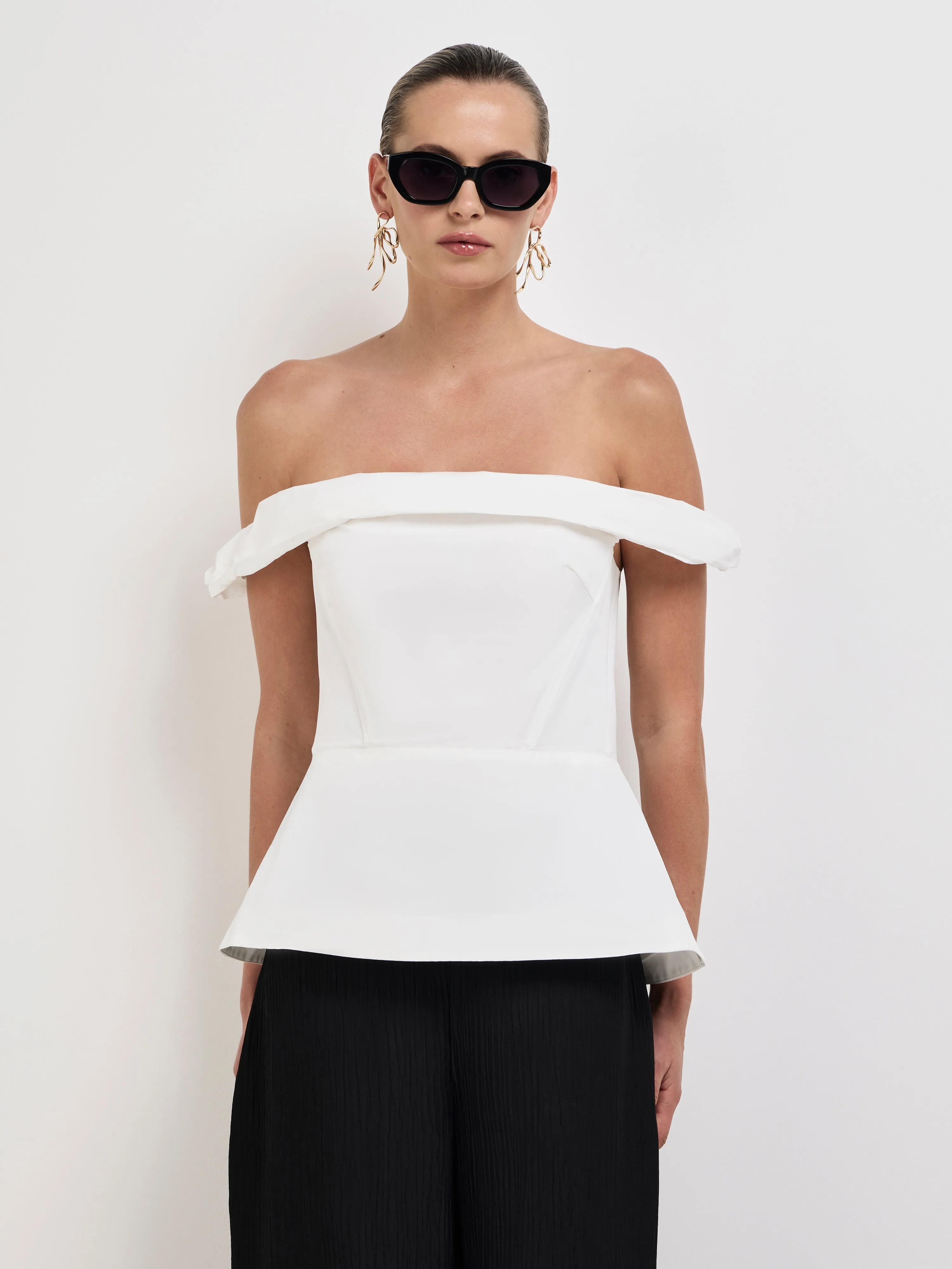 BONNIE TOP sold by Sheike