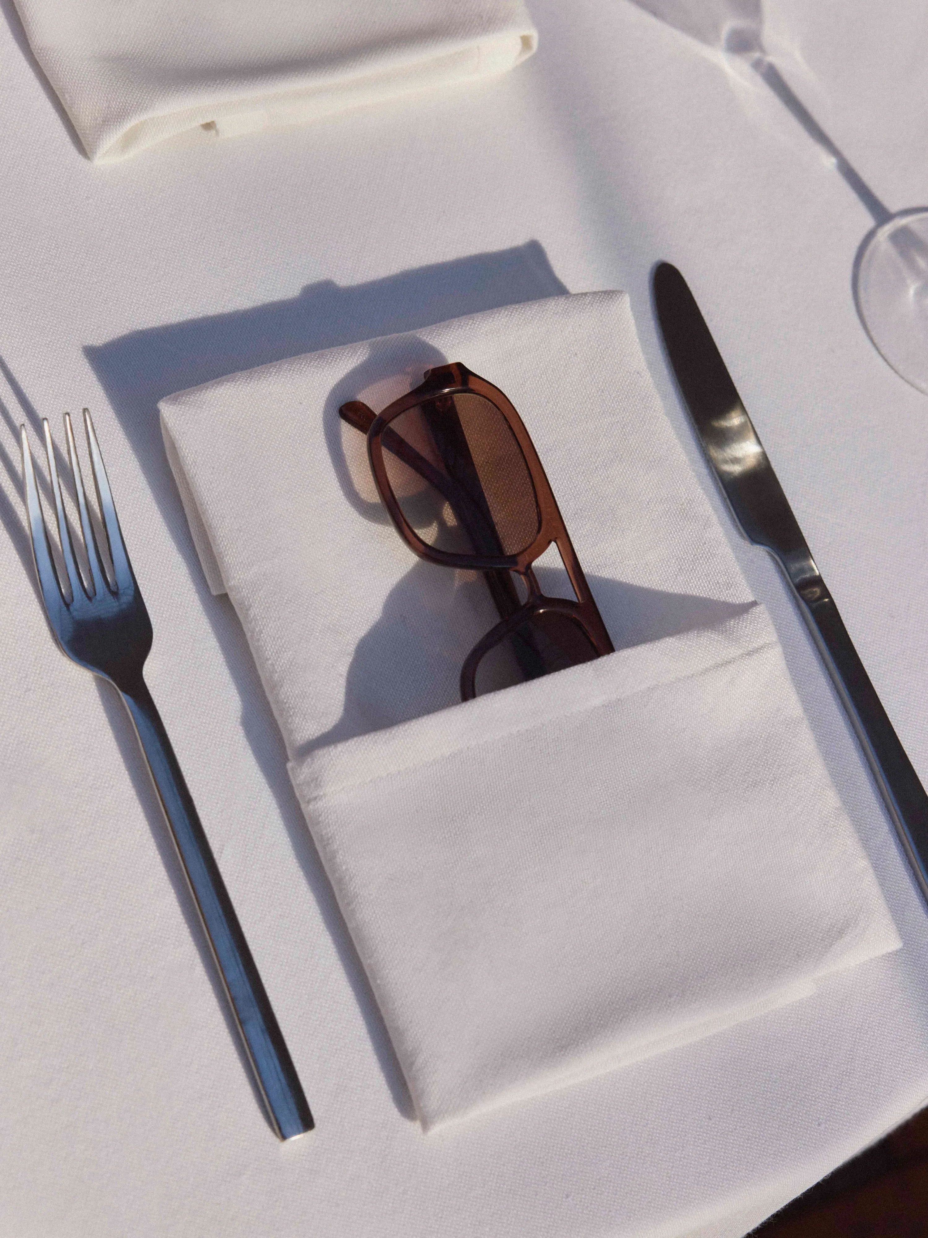 KAIA SUNGLASSES sold by Sheike product image thumbnail 3