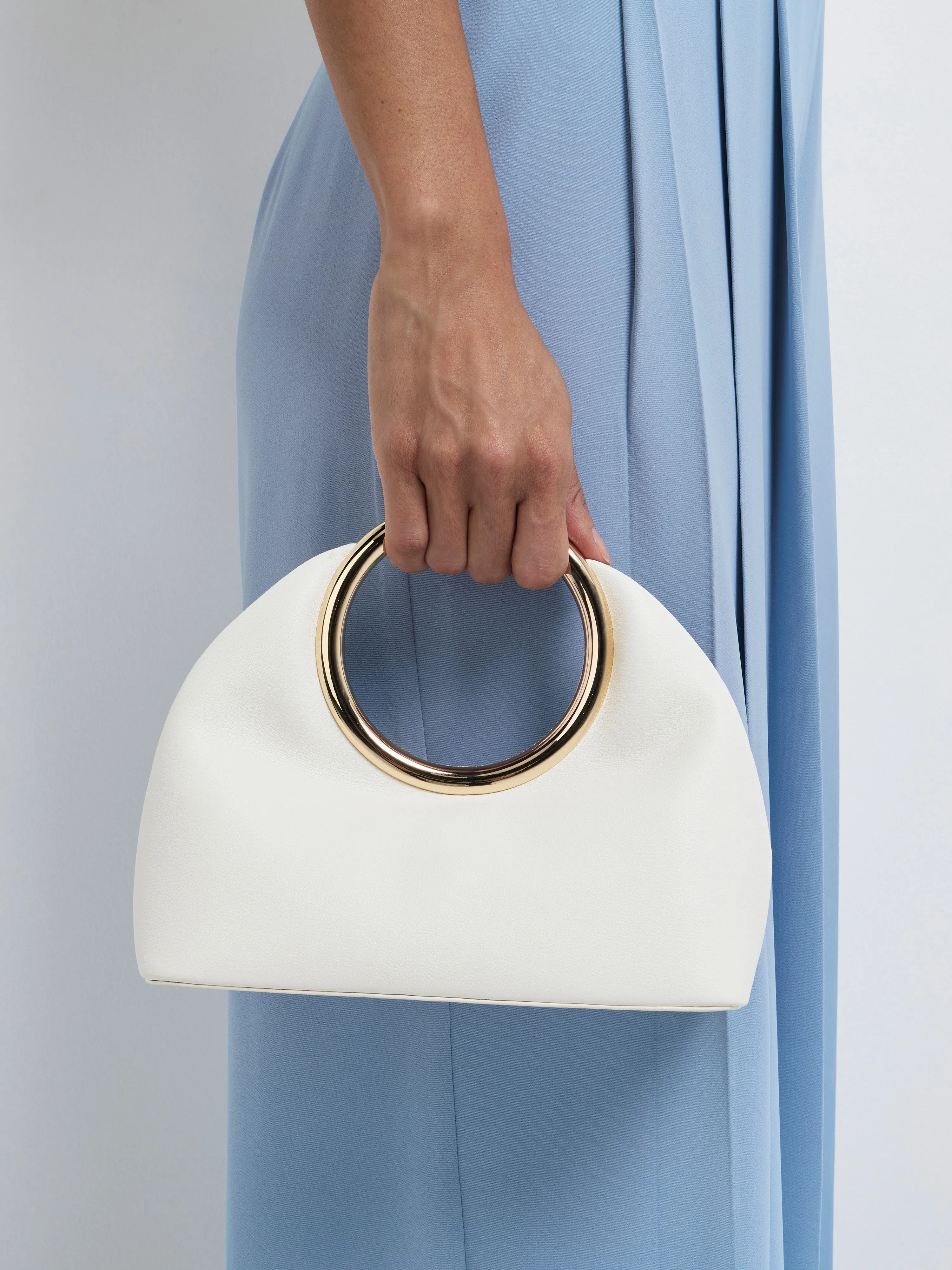 ELLE HANDLE BAG sold by Sheike