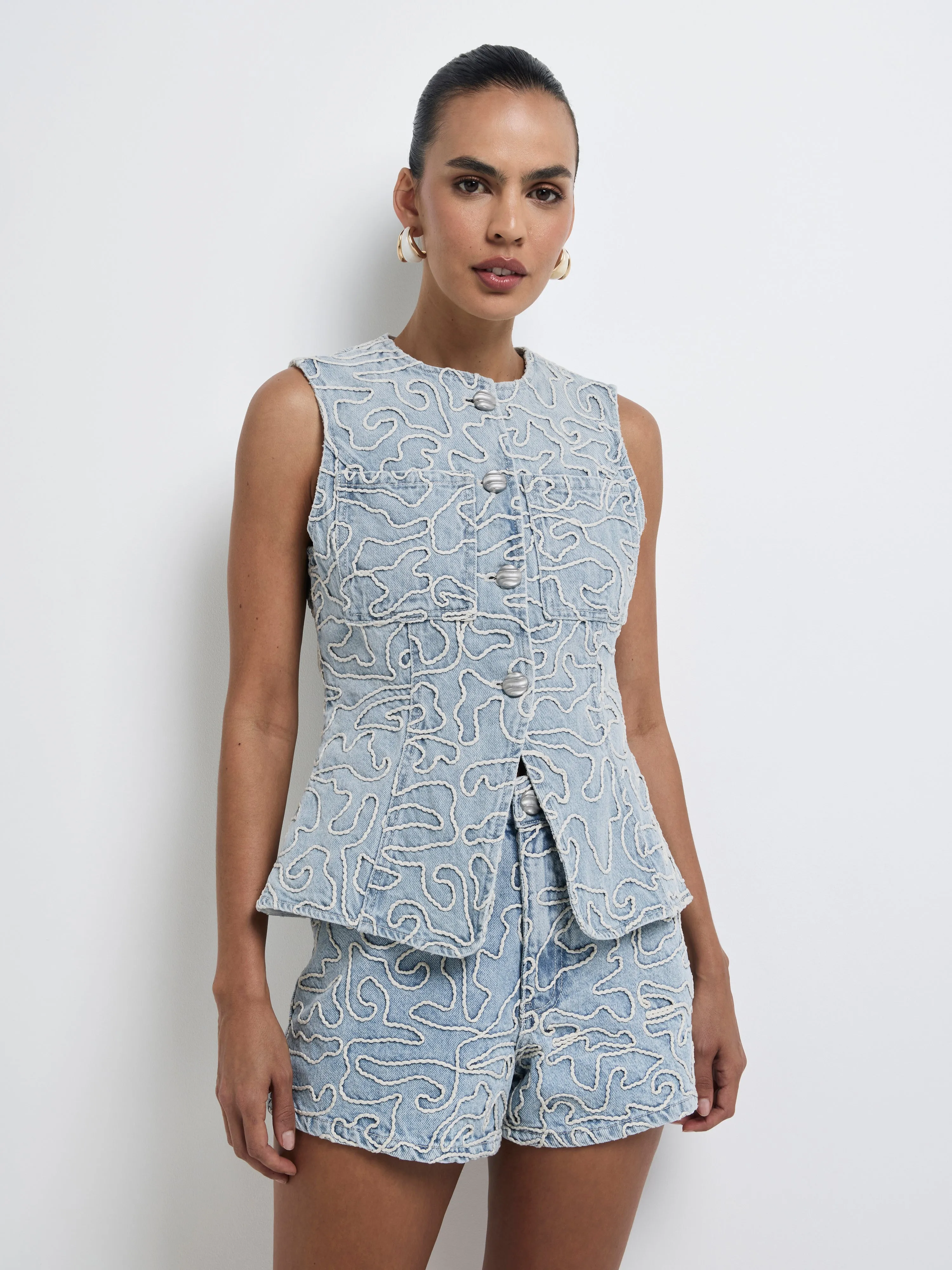 HARIS TOP sold by Sheike