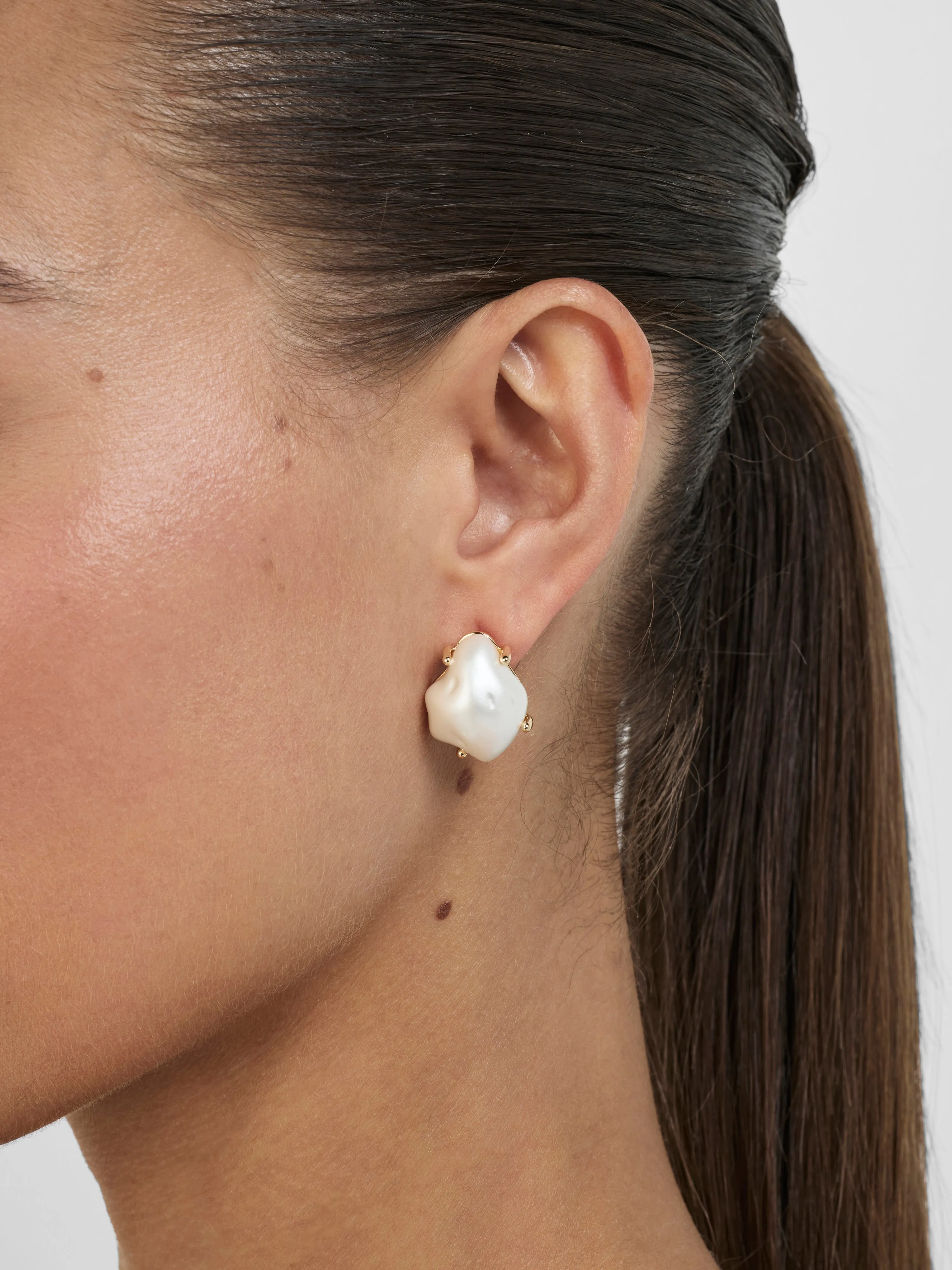 RACHEL EARRINGS sold by Sheike