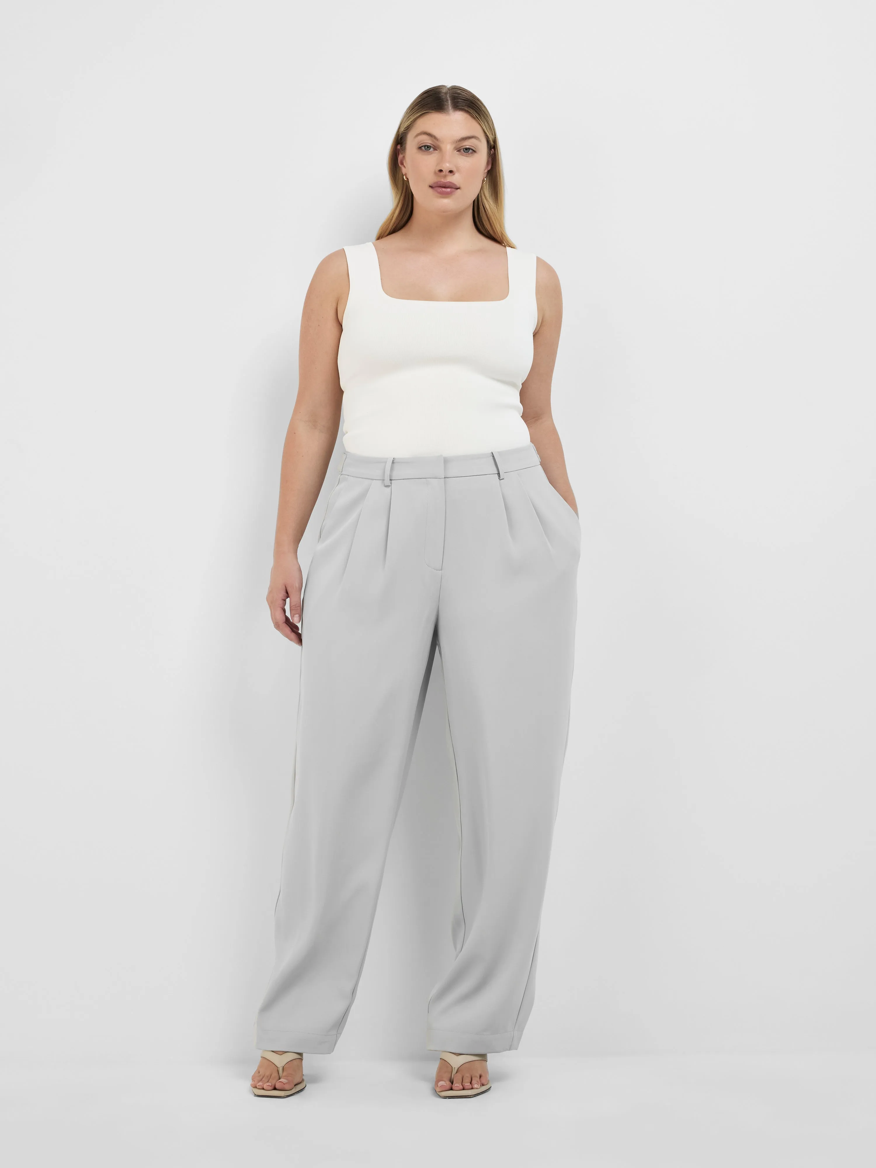NIA PANT sold by Sheike product image thumbnail 4