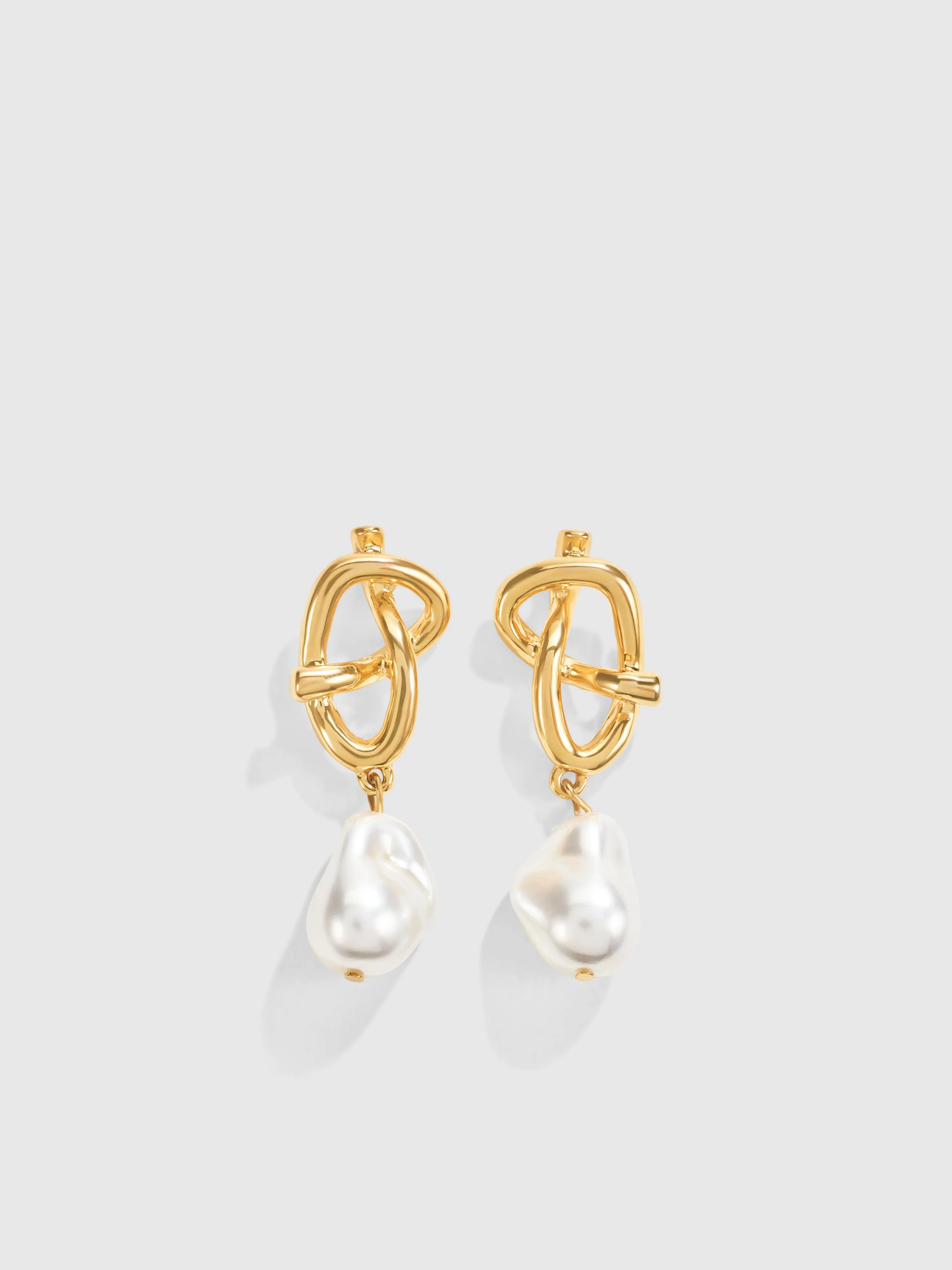 LAYLA EARRING sold by Sheike product image thumbnail 3
