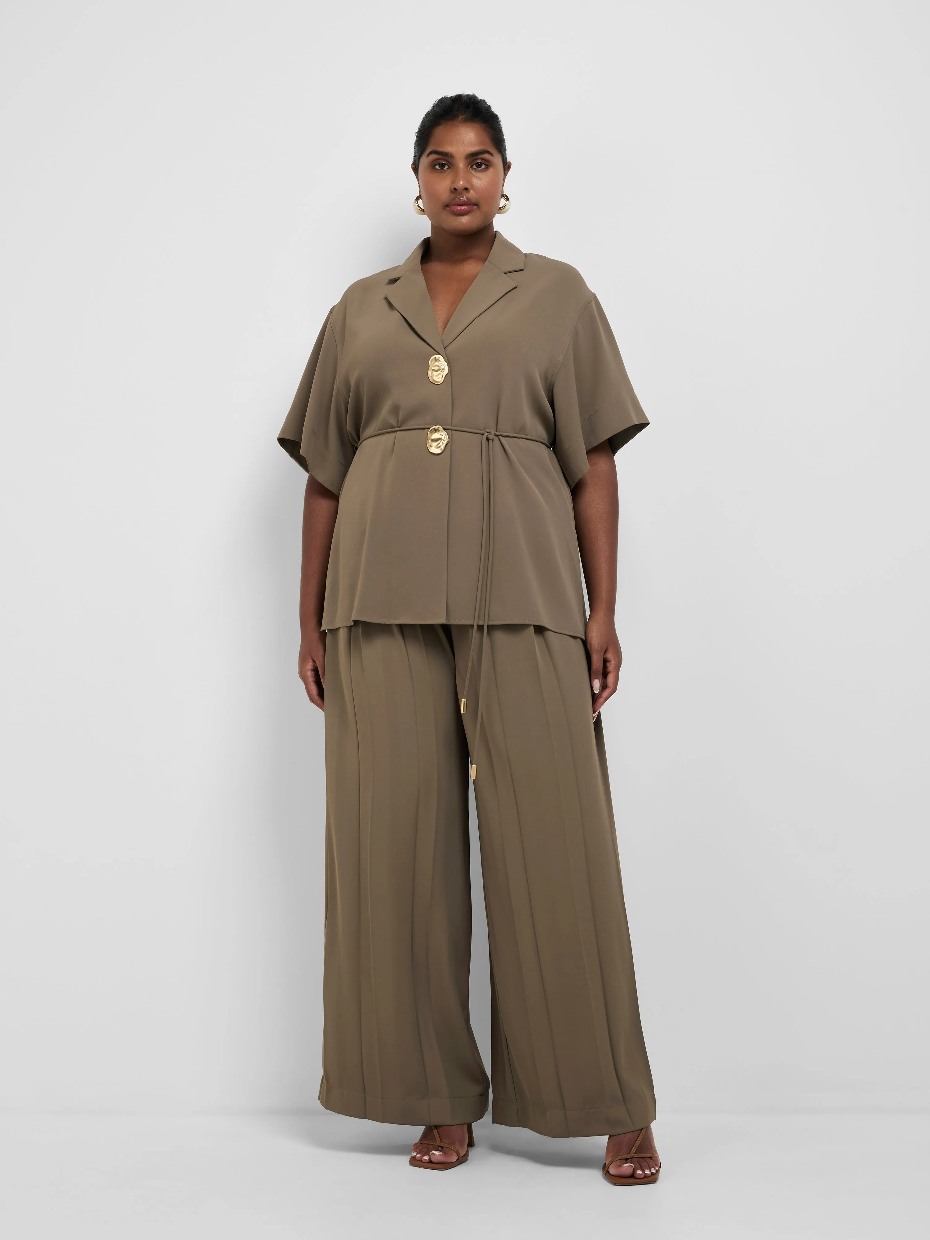 GRACE SHIRT sold by Sheike product image thumbnail 3