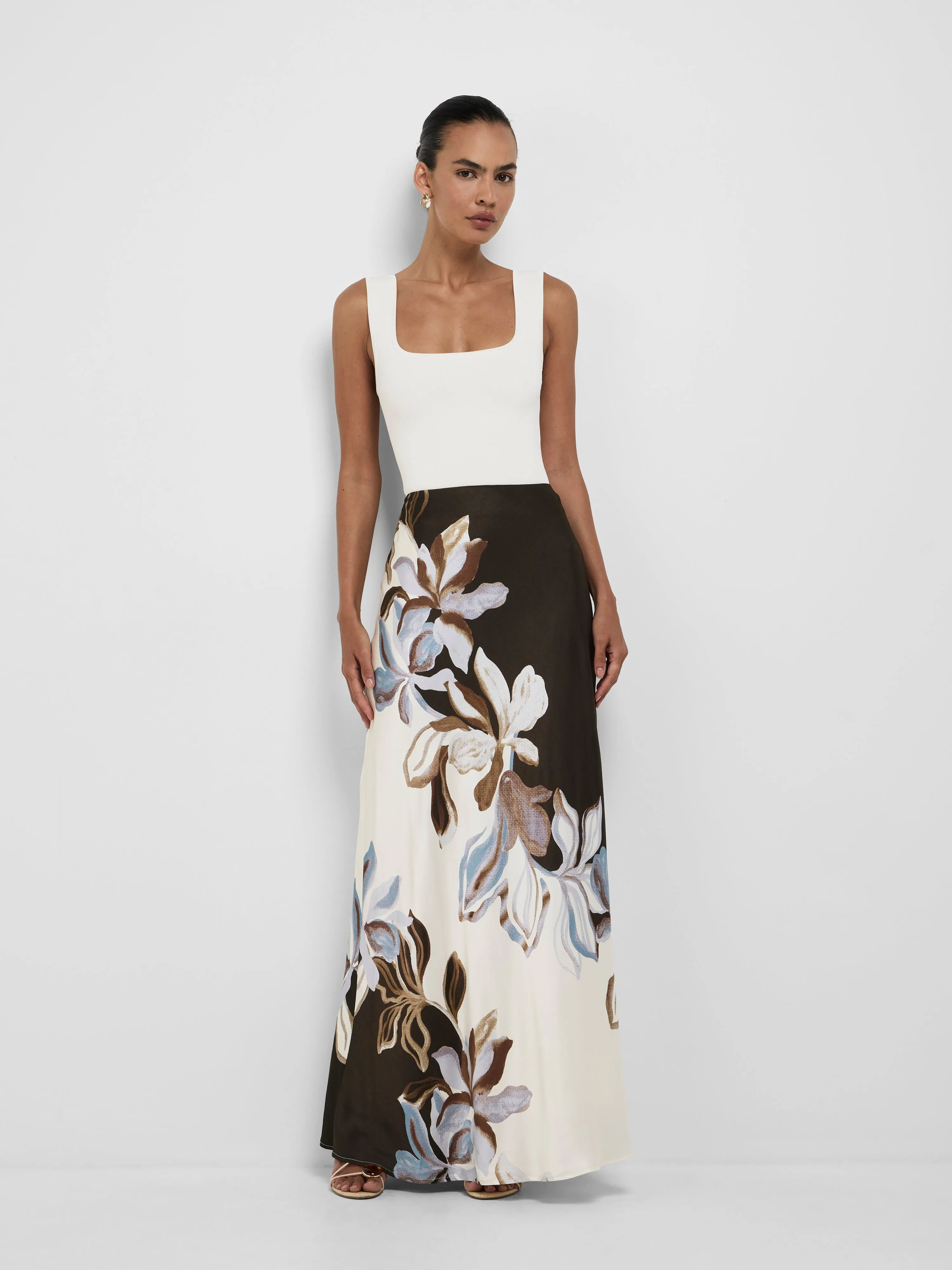 FIORA MAXI SKIRT sold by Sheike product image thumbnail 5