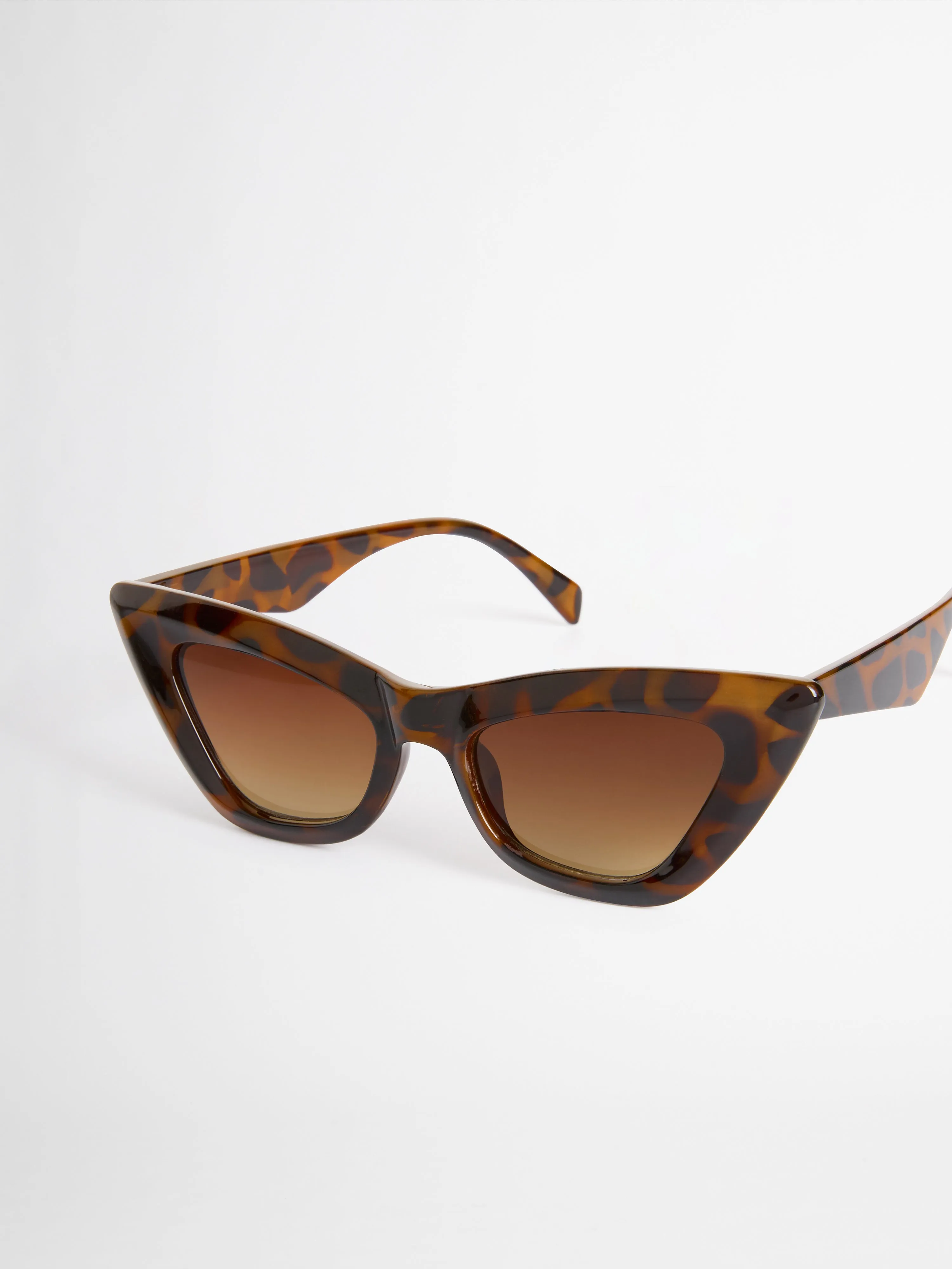 SOFIA SUNGLASSES sold by Sheike product image thumbnail 2