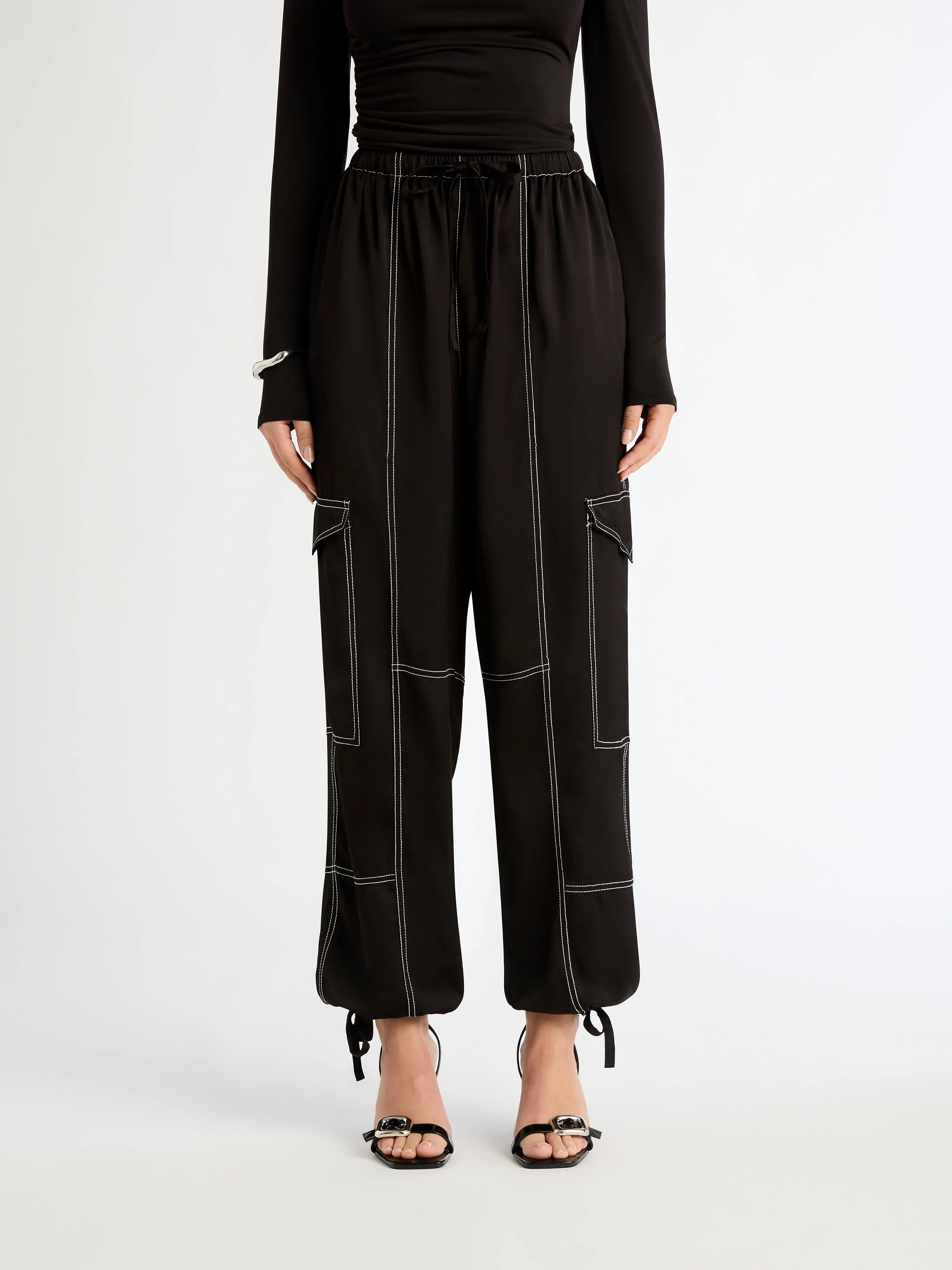 MYSTERIOUS PANT | Parallel