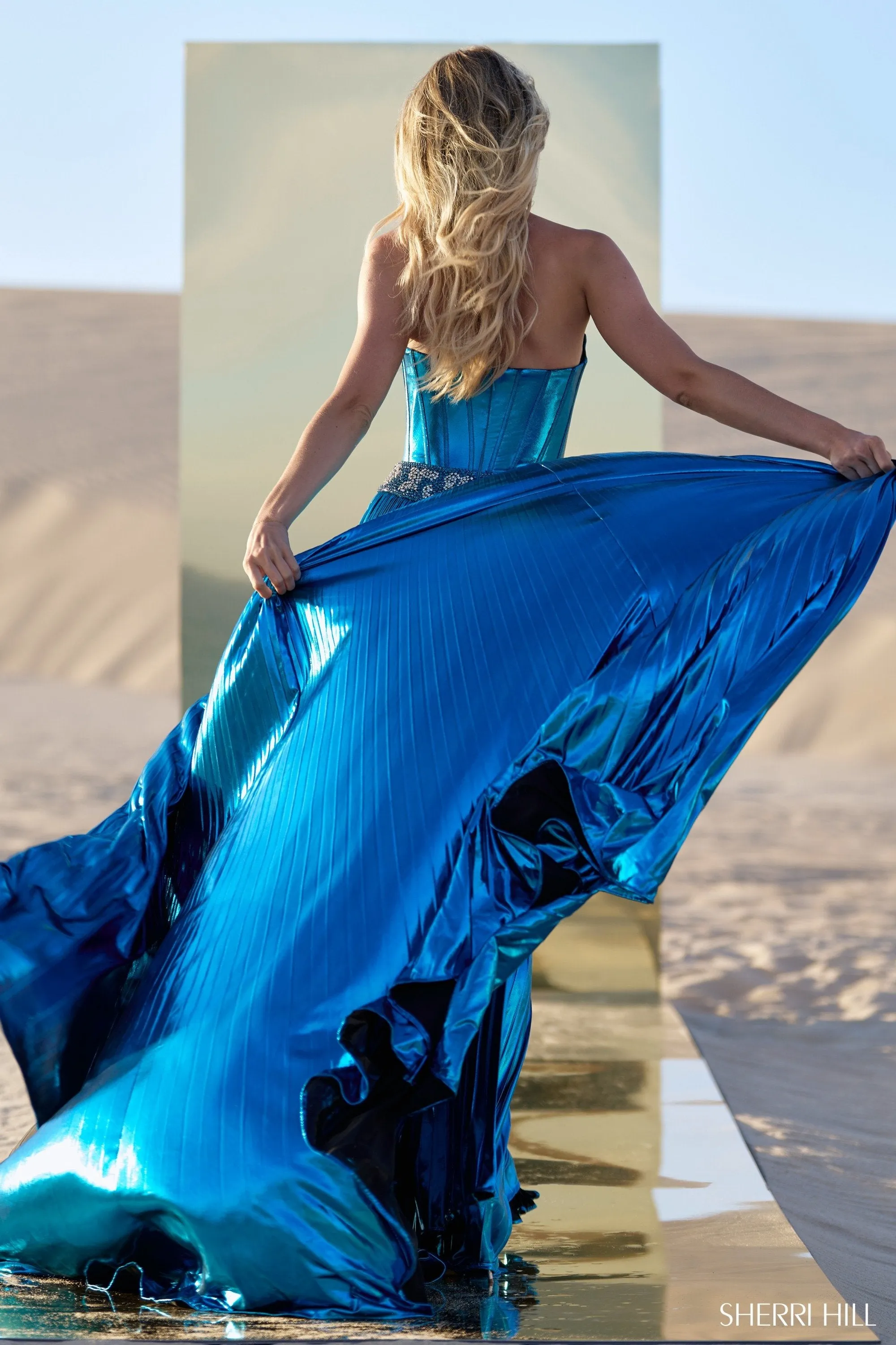 56522 sold by Sherri Hill product image thumbnail 3