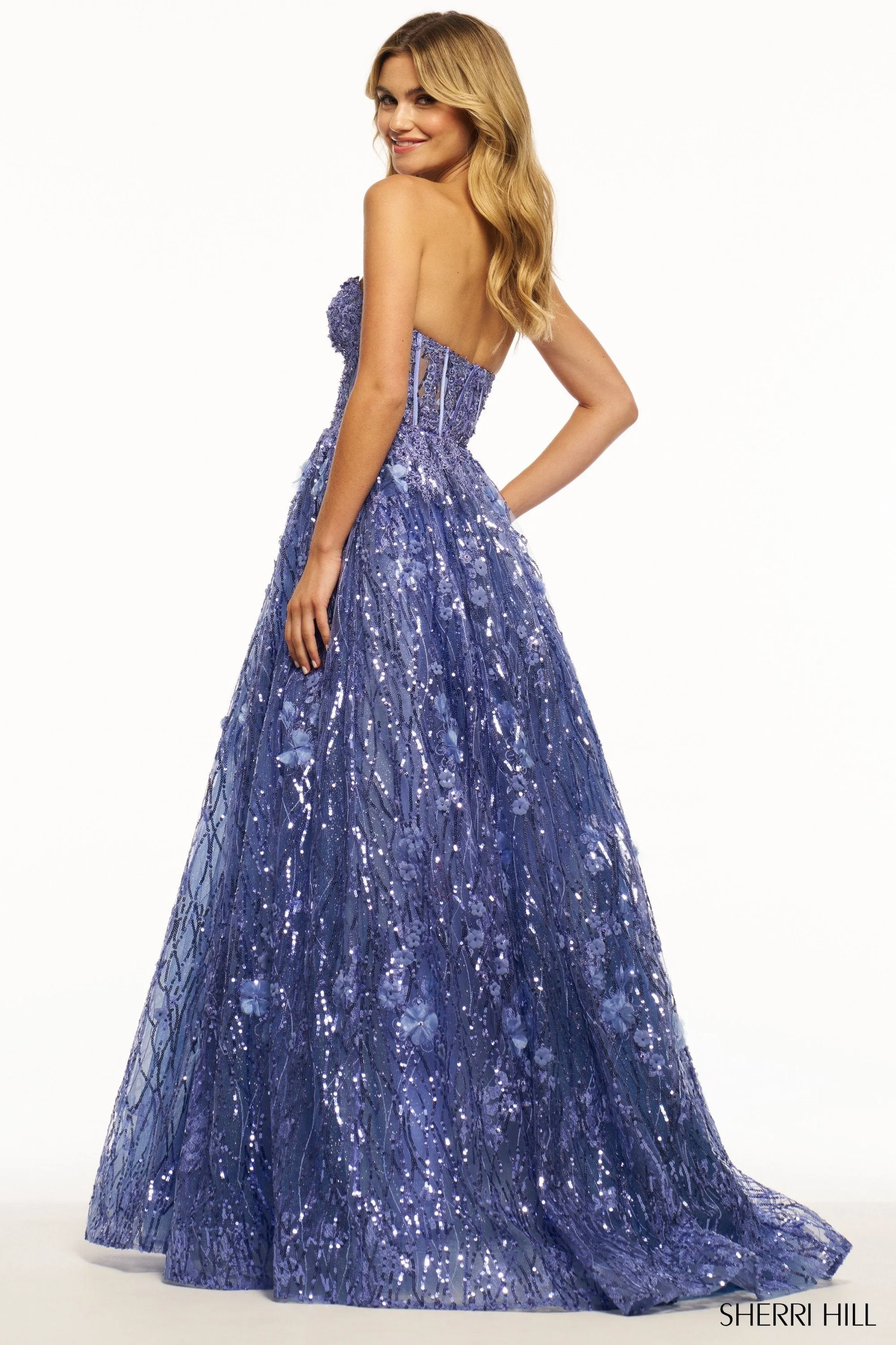 54305 sold by Sherri Hill product image thumbnail 3