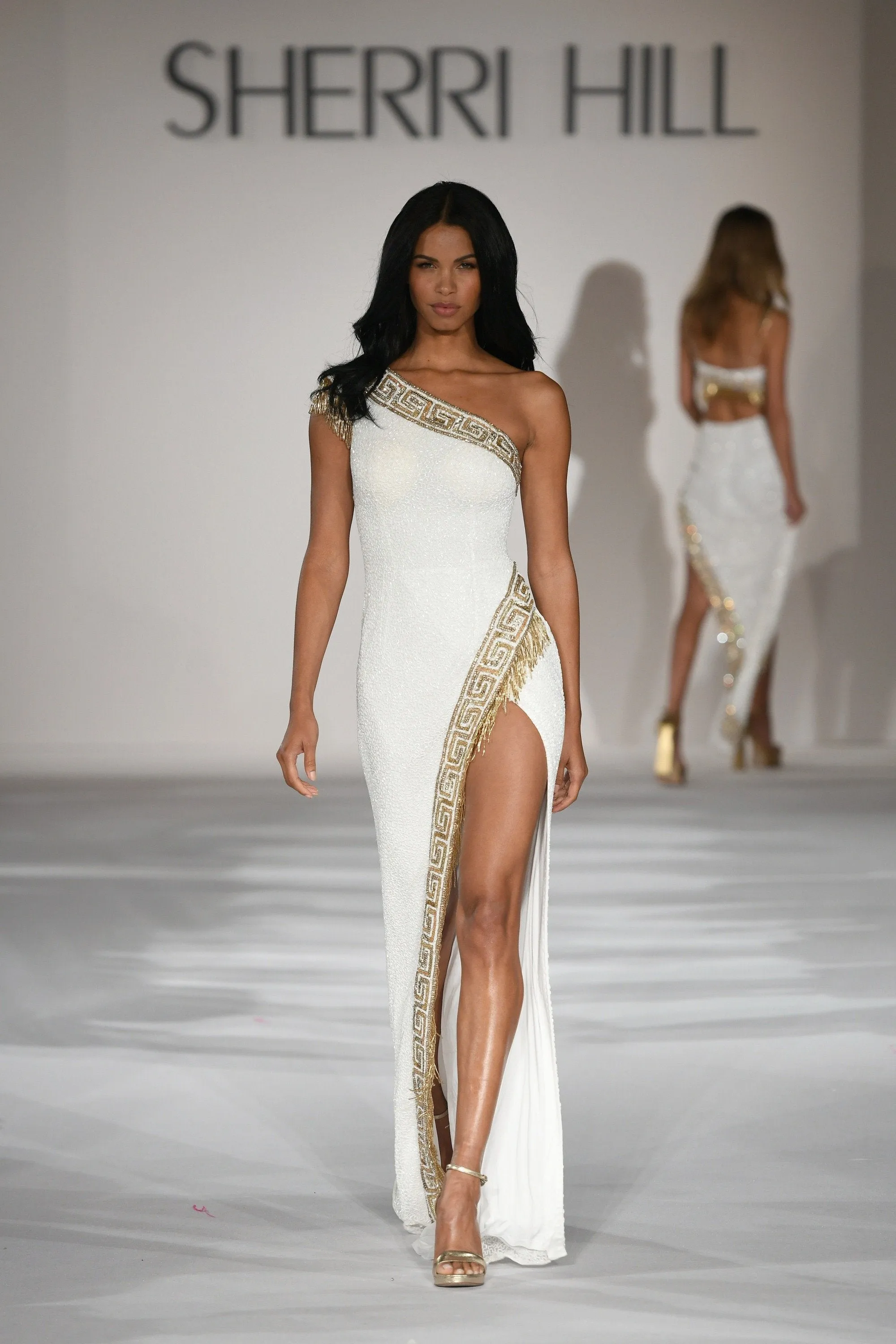 55410 sold by Sherri Hill product image thumbnail 4