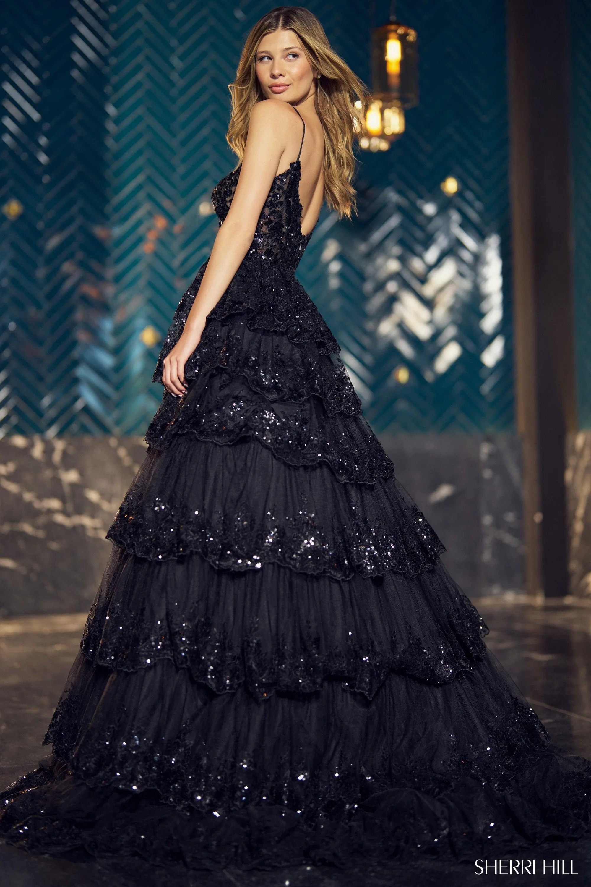 55925 sold by Sherri Hill product image thumbnail 3