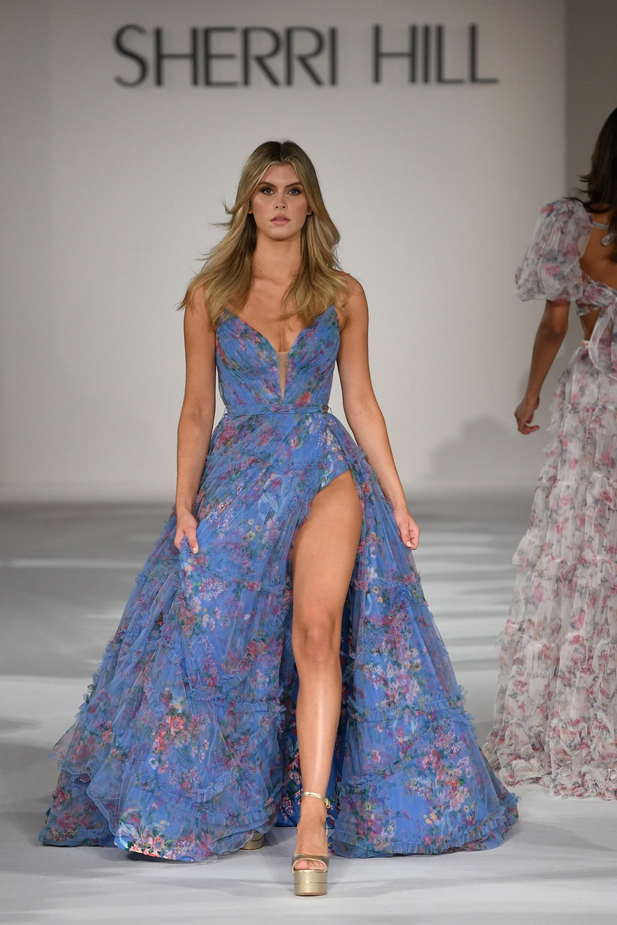 55620 sold by Sherri Hill product image thumbnail 2