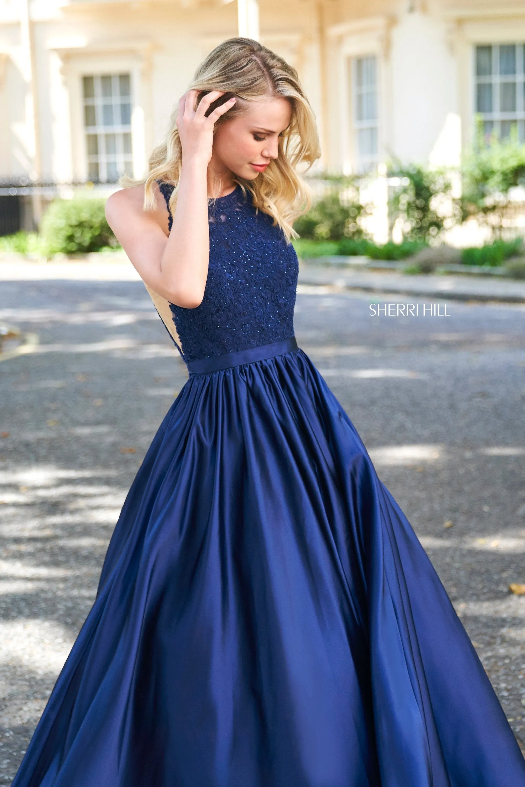 53573 sold by Sherri Hill product image thumbnail 2