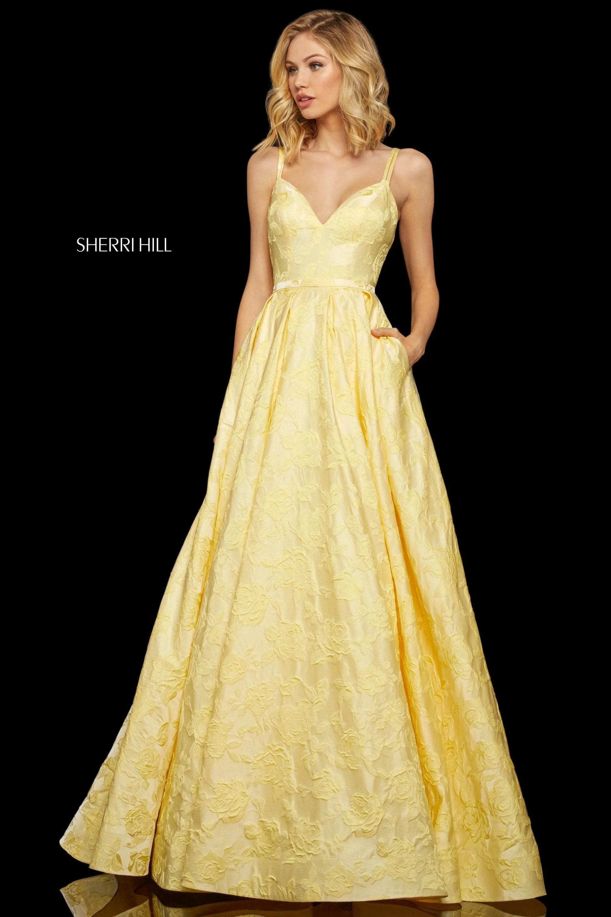 52953 sold by Sherri Hill product image thumbnail 2