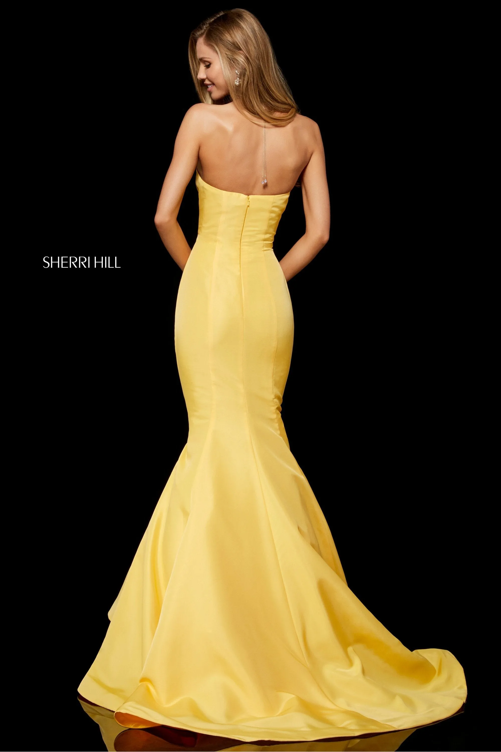 52390 sold by Sherri Hill product image thumbnail 5
