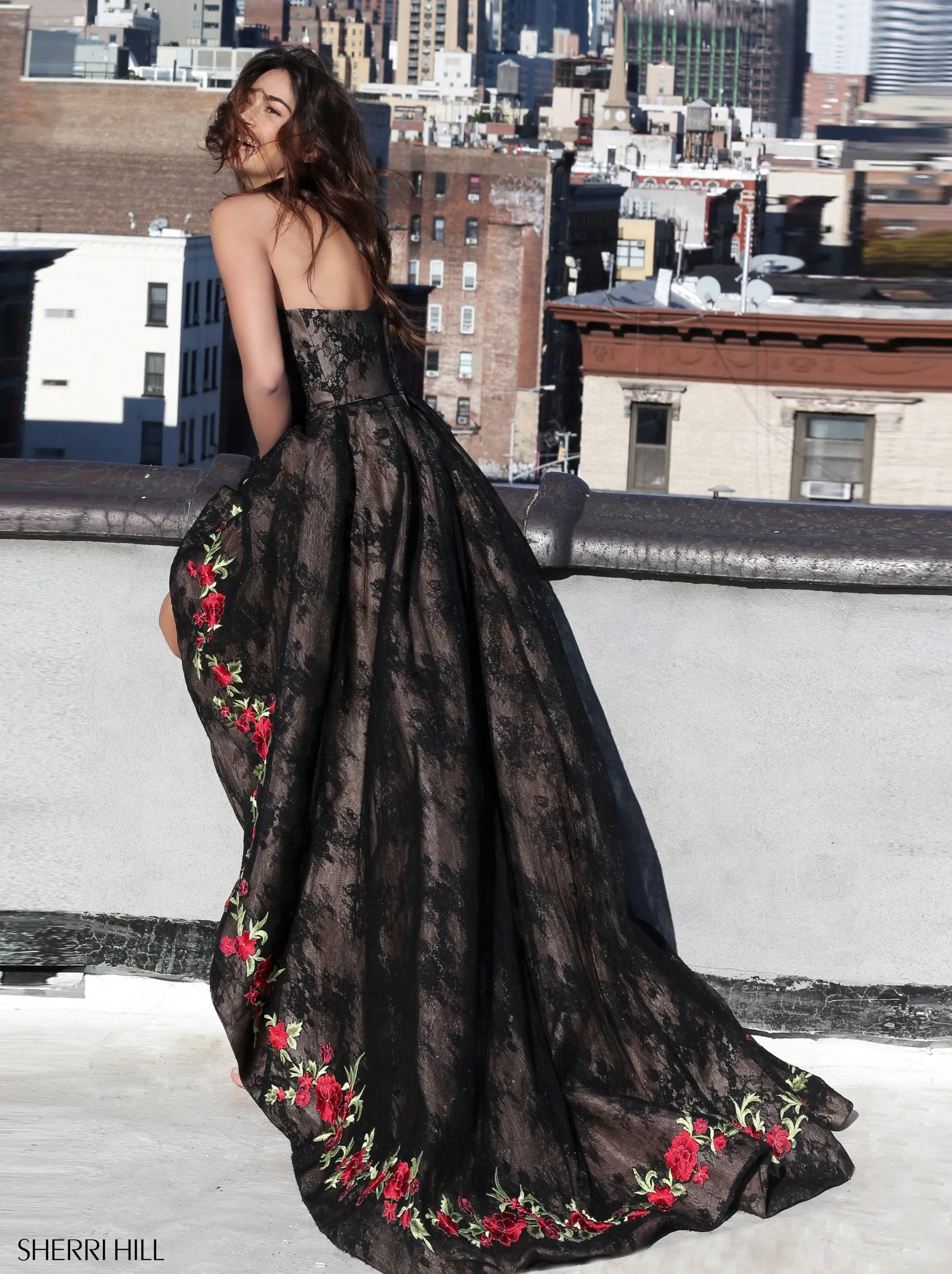 51252 sold by Sherri Hill product image thumbnail 5