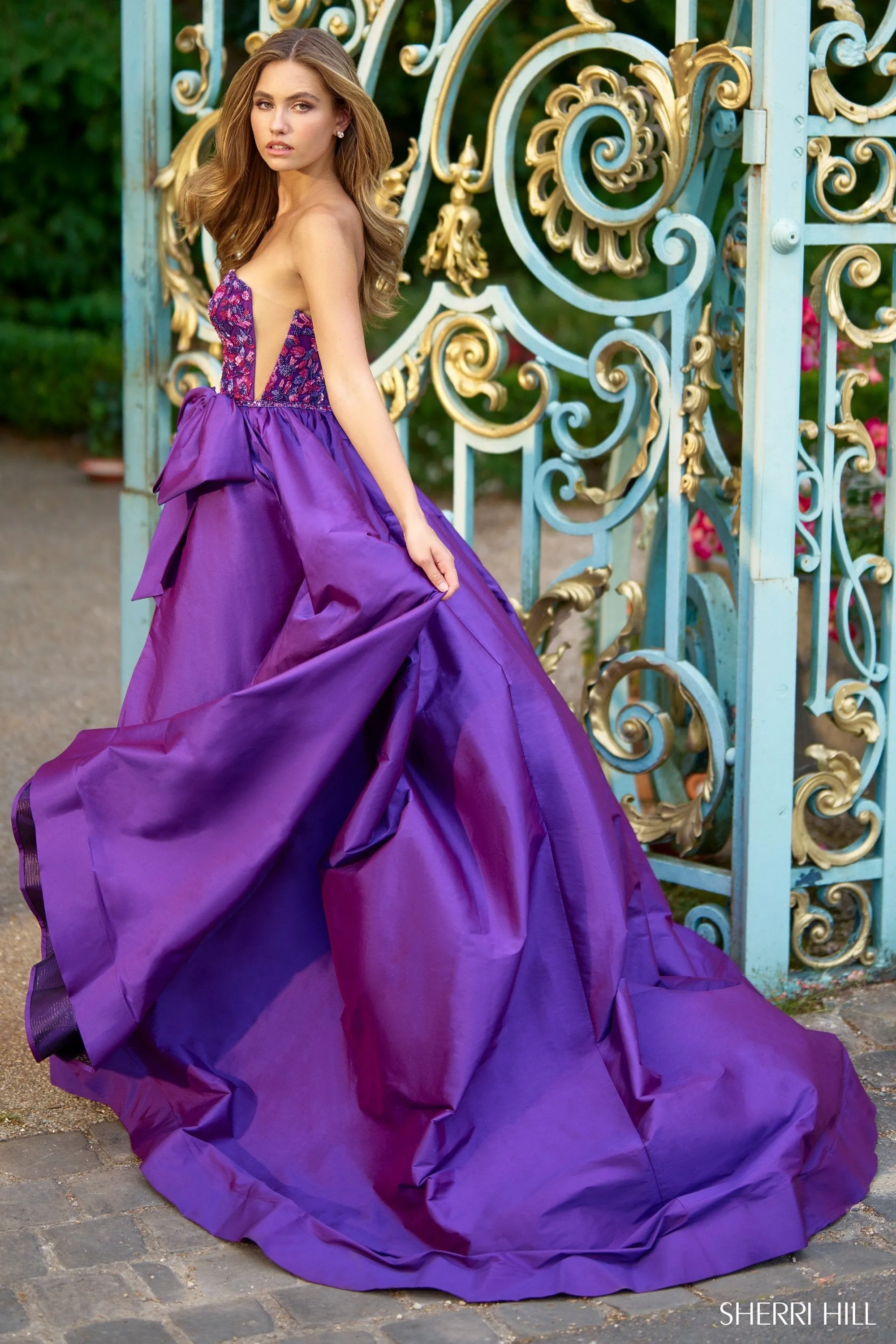 67020 sold by Sherri Hill product image thumbnail 2