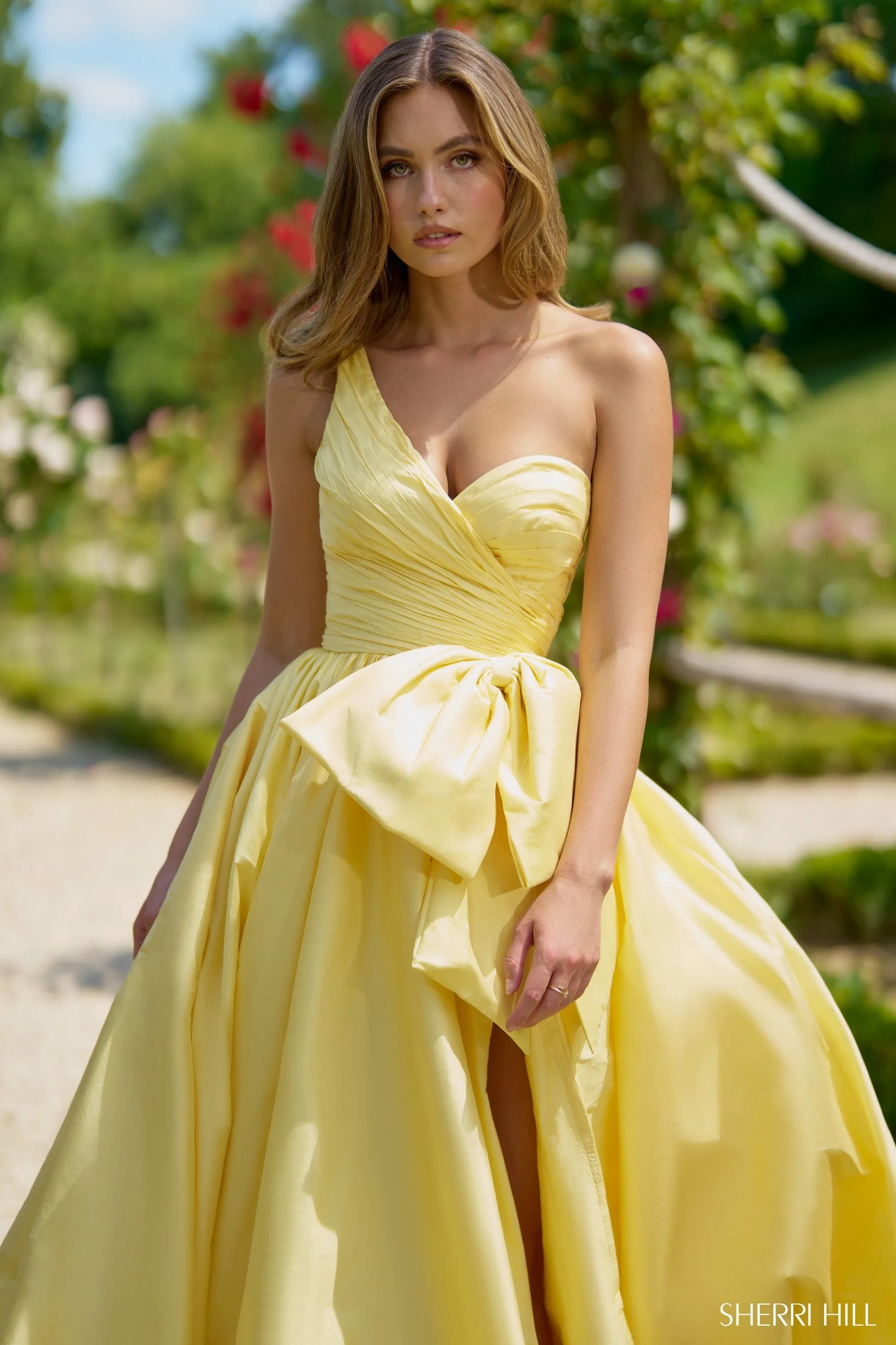 56872 sold by Sherri Hill product image thumbnail 2