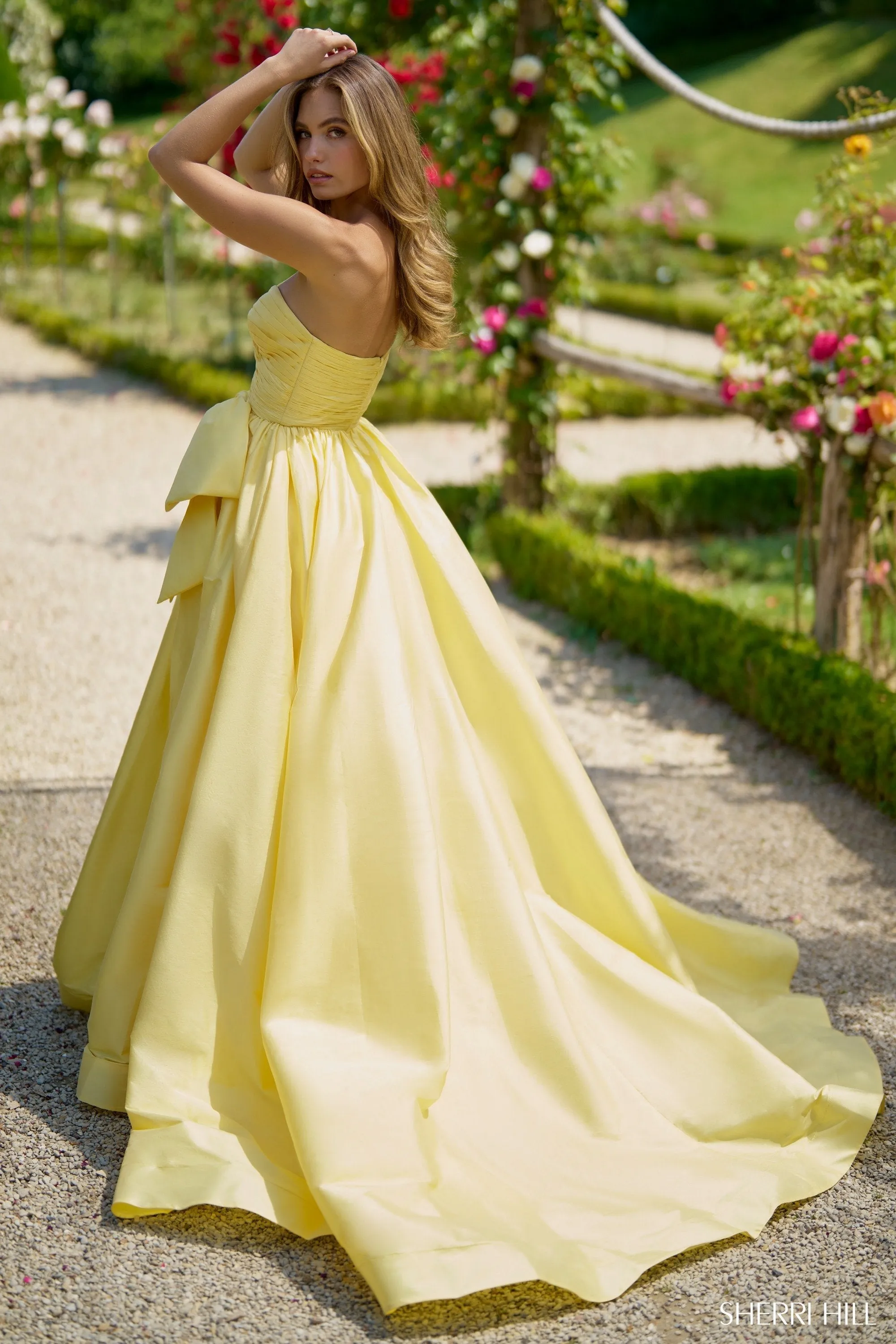 56872 sold by Sherri Hill product image thumbnail 3