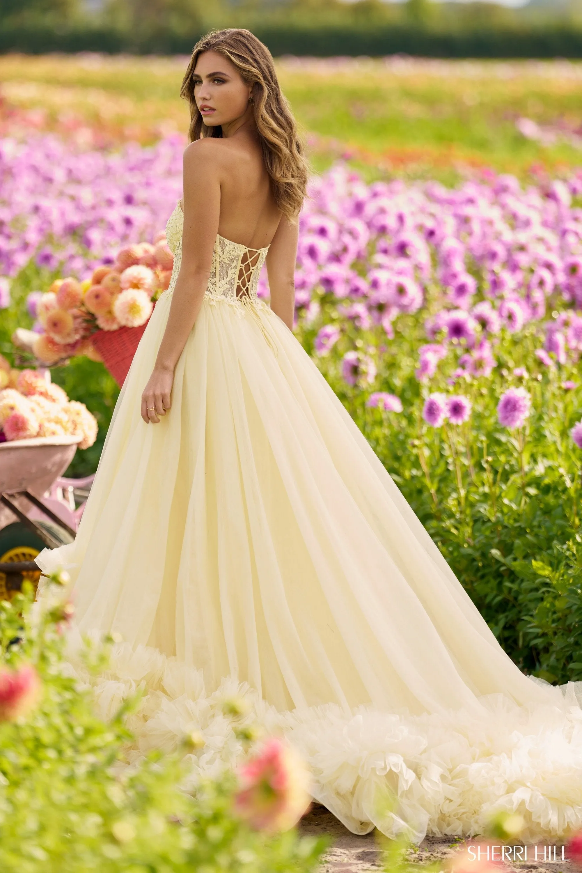56270 sold by Sherri Hill product image thumbnail 3