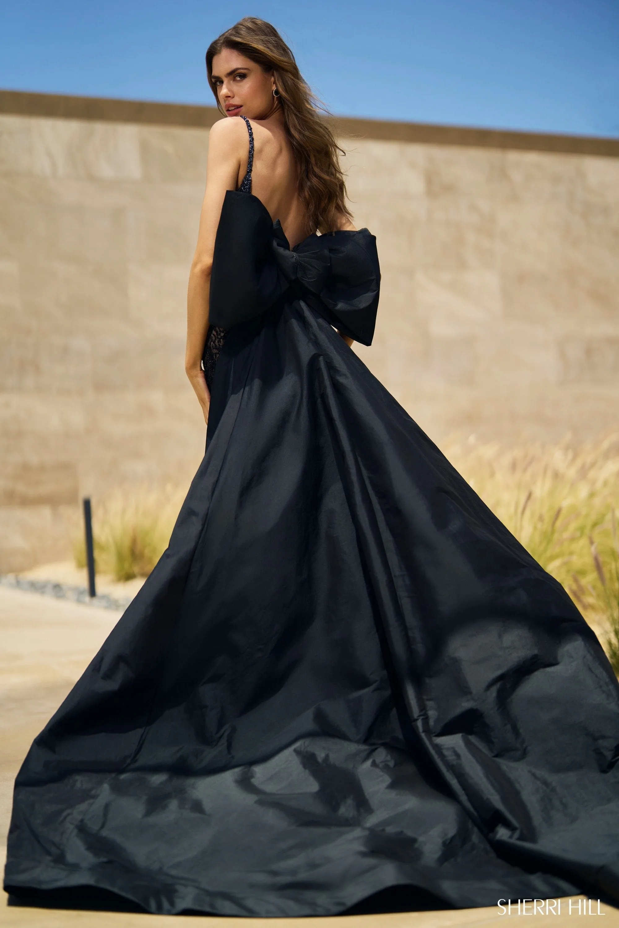 55937 sold by Sherri Hill product image thumbnail 2