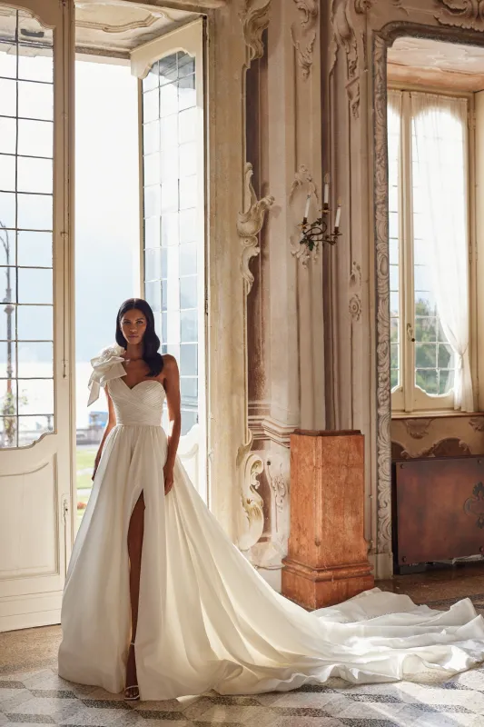 81126 sold by Sherri Hill