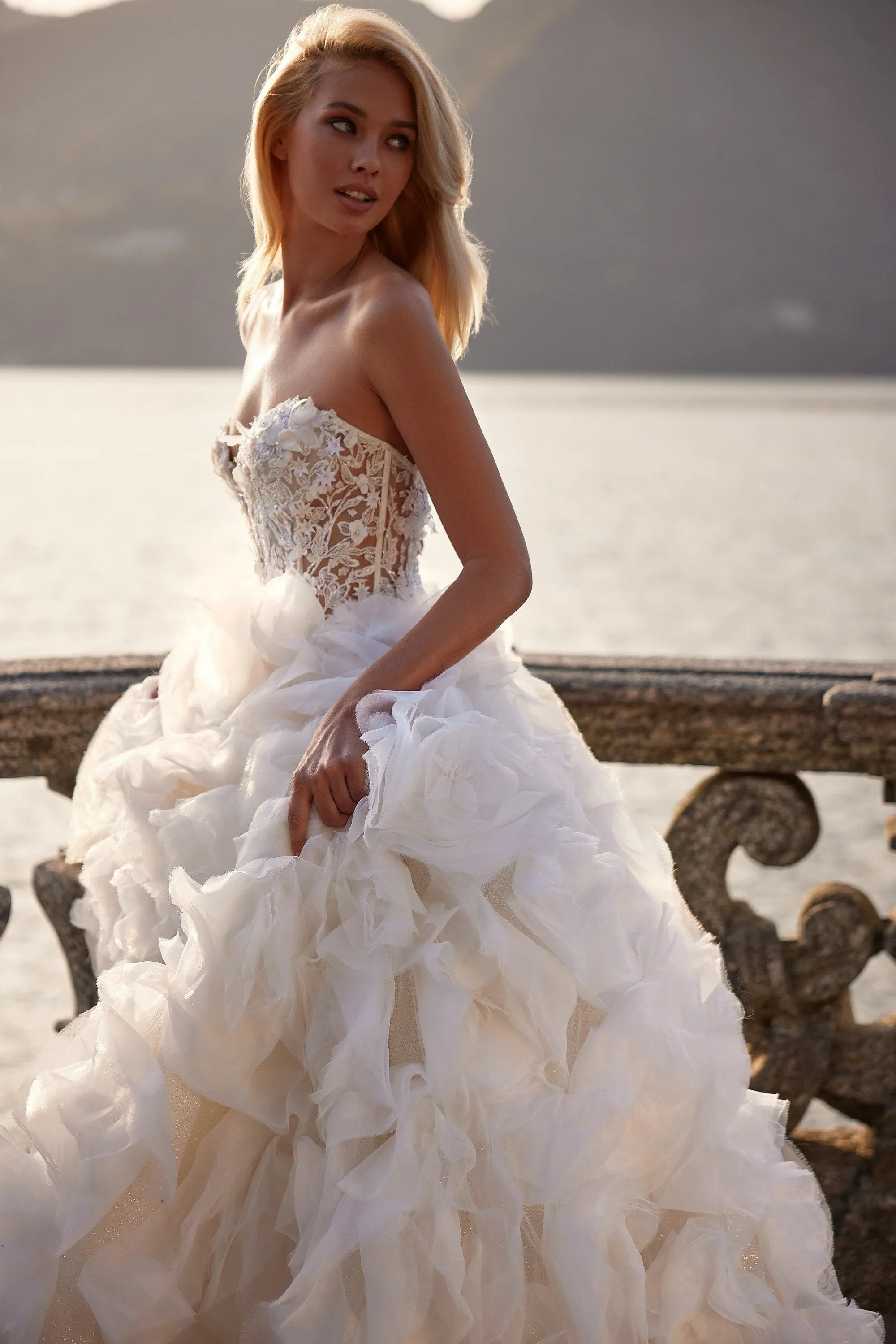 81118 sold by Sherri Hill product image thumbnail 4