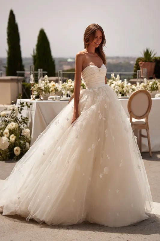 81113 sold by Sherri Hill