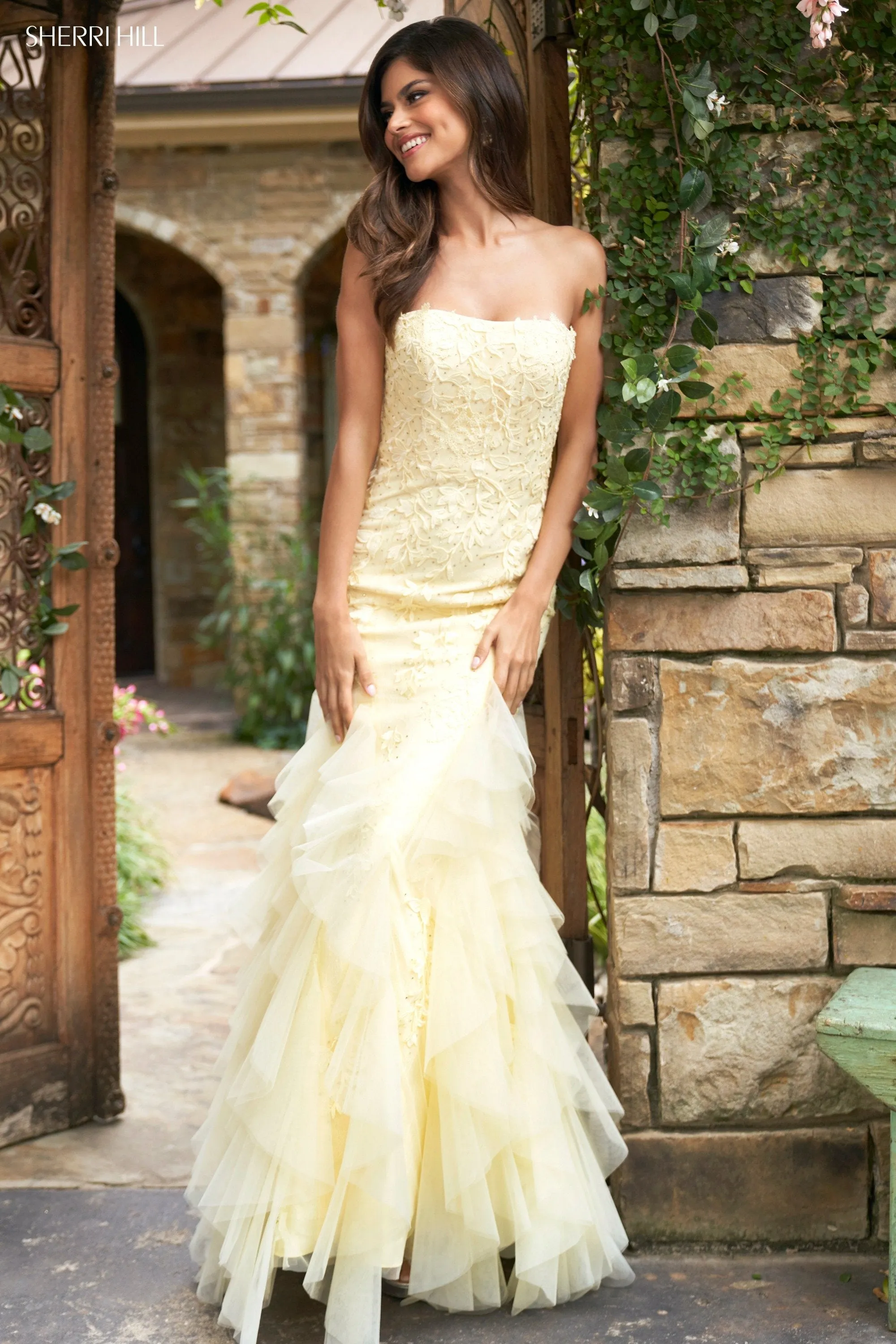 53346 sold by Sherri Hill product image thumbnail 5