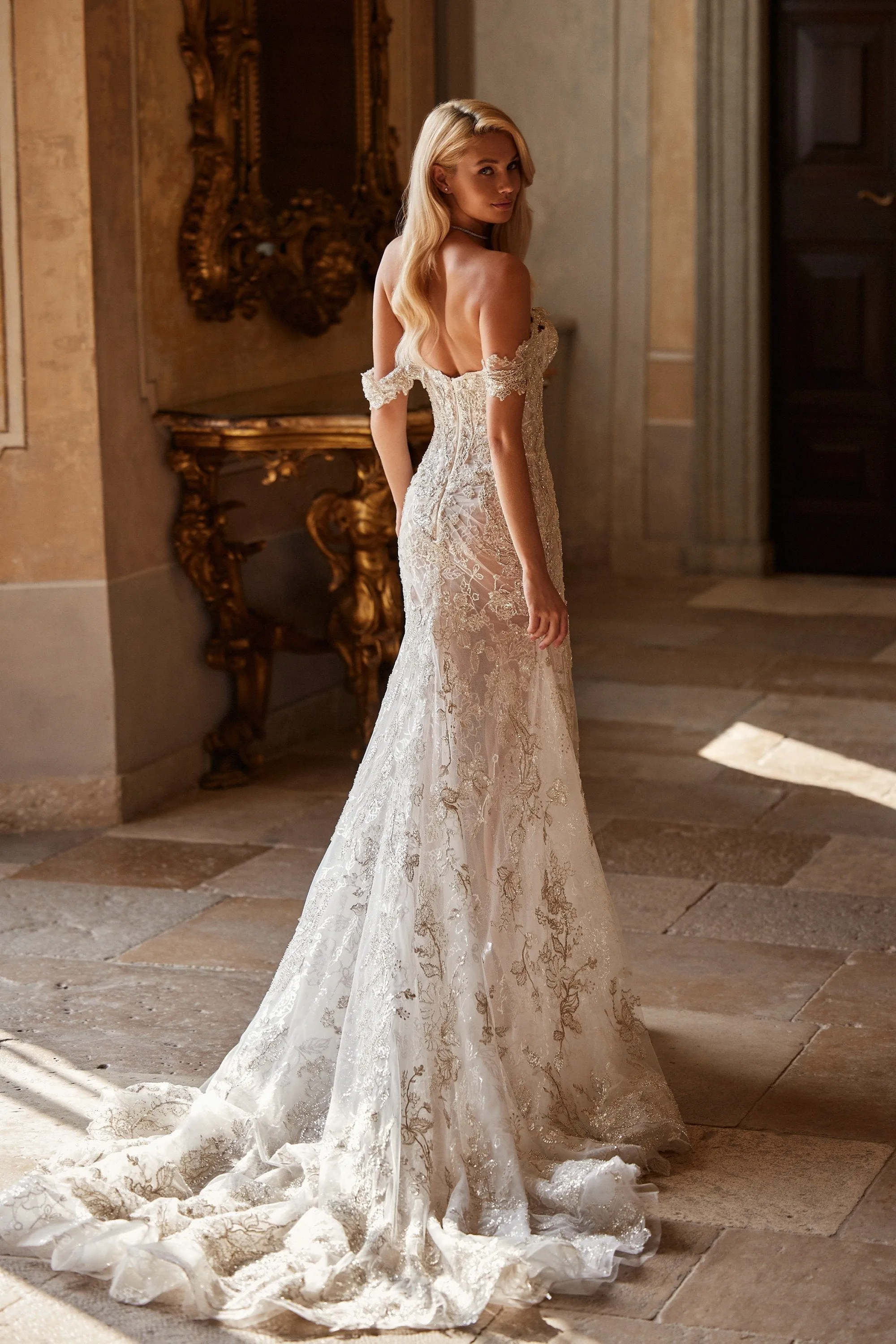 81099 sold by Sherri Hill product image thumbnail 2